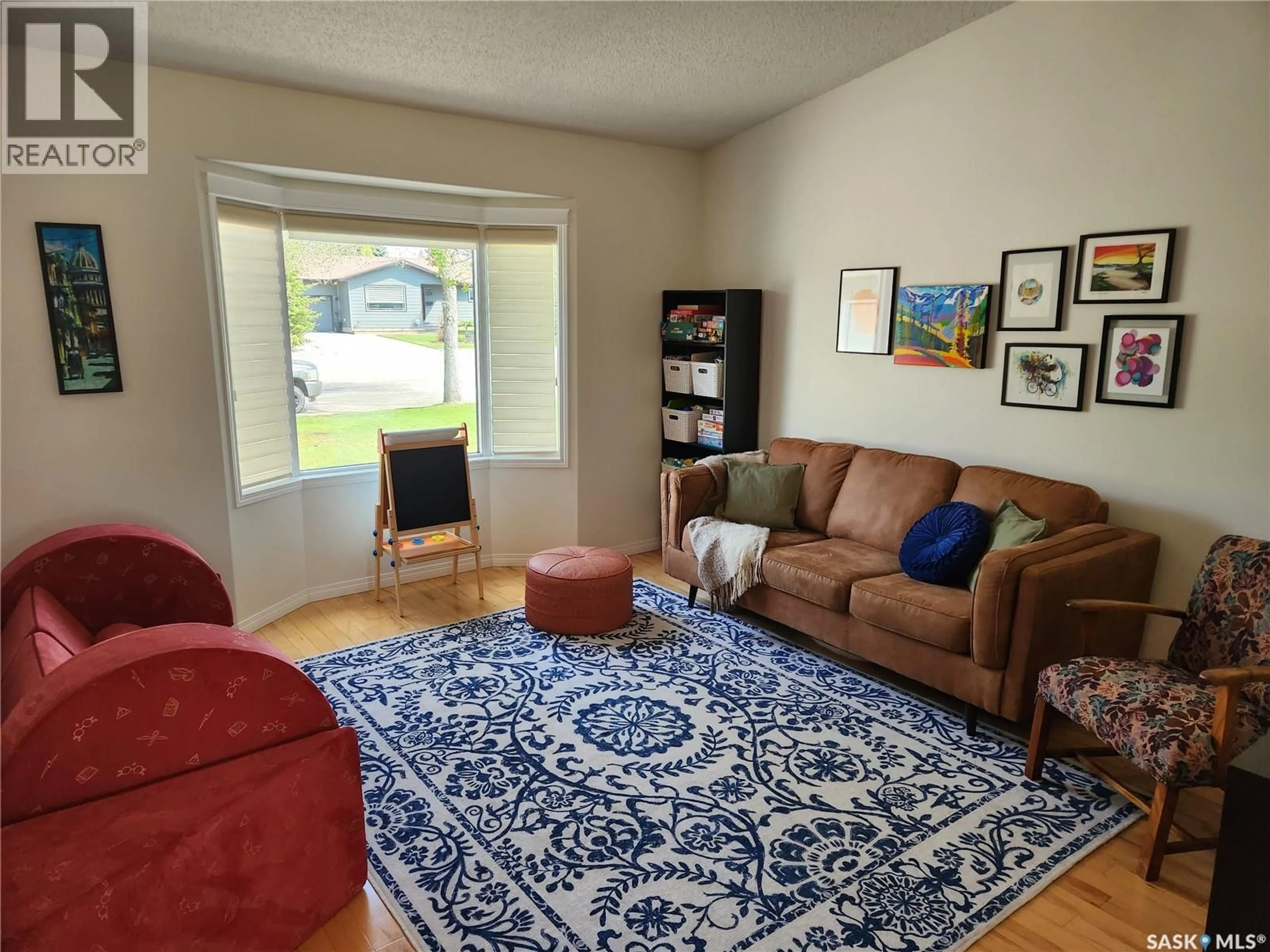 Living room with furniture, unknown for 223 ADILMAN DRIVE, Saskatoon Saskatchewan S7K7S1