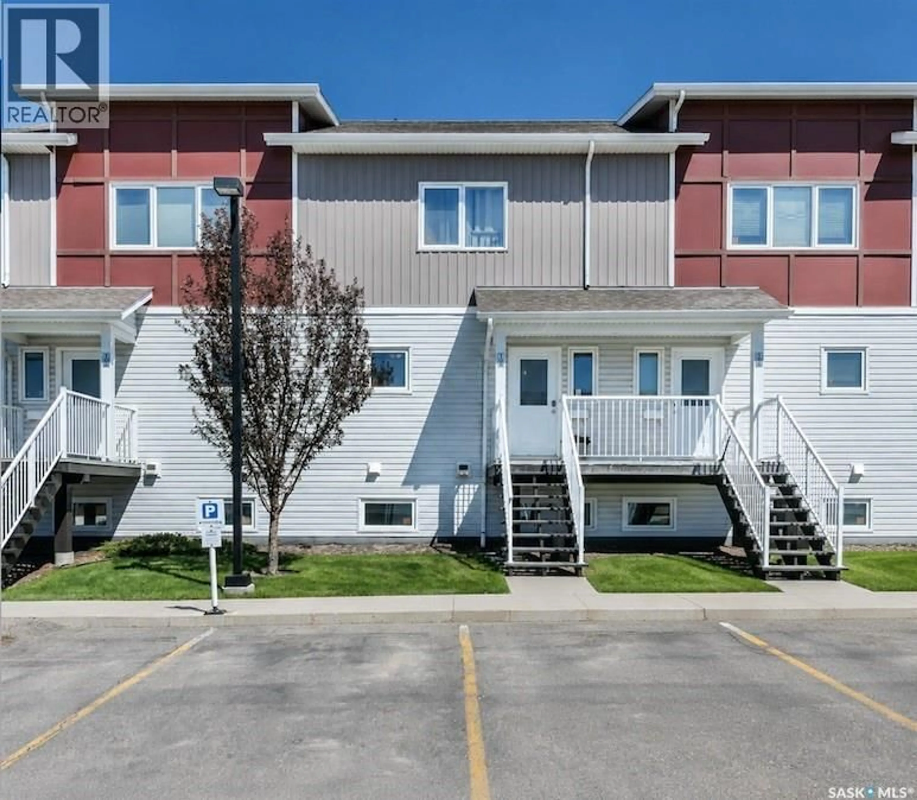 Unknown for 104 225 HASSARD CLOSE, Saskatoon Saskatchewan S7L2W8
