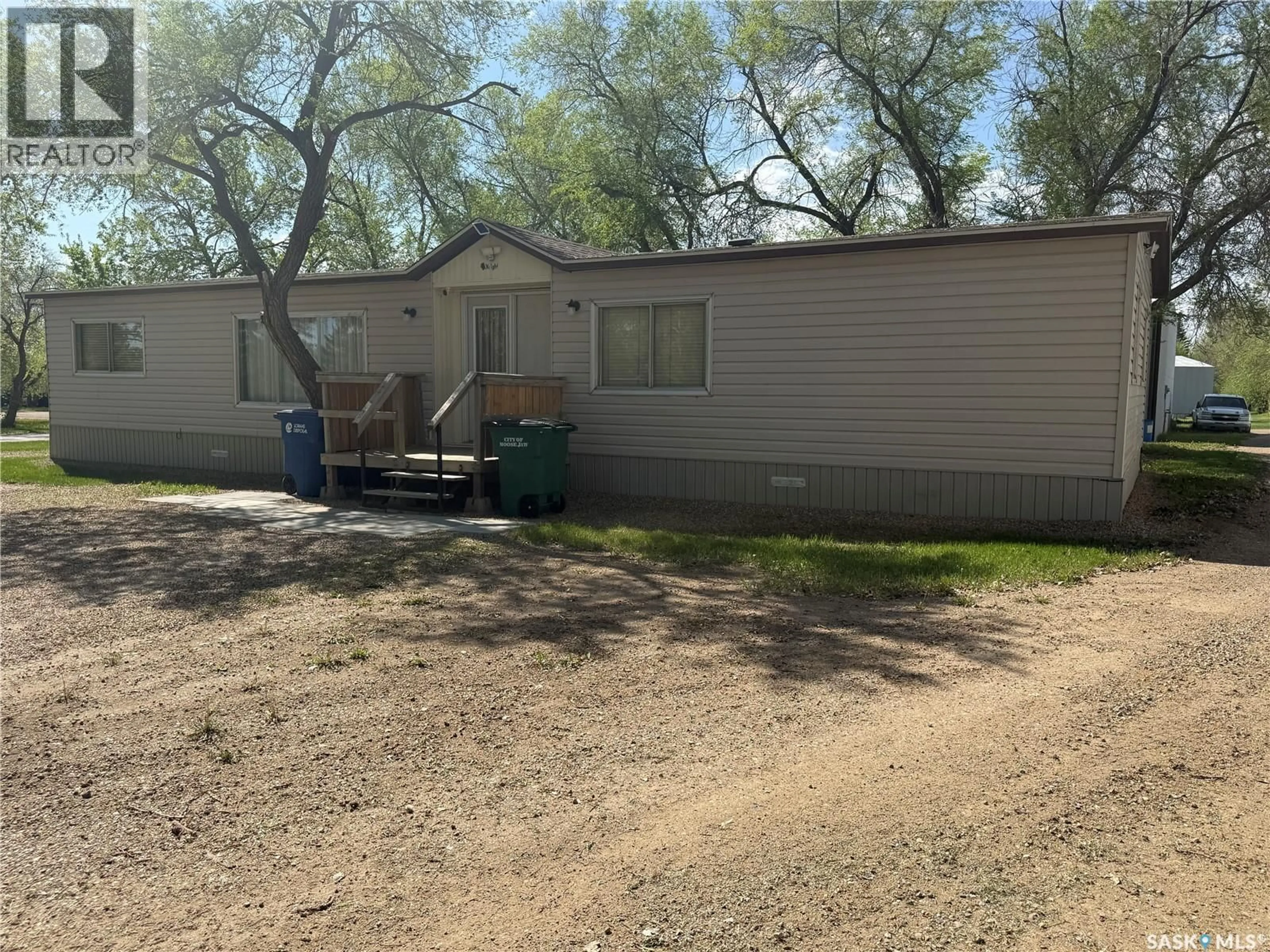 Unknown for G1 - 1455 9TH AVENUE, Moose Jaw Saskatchewan S6J1C6