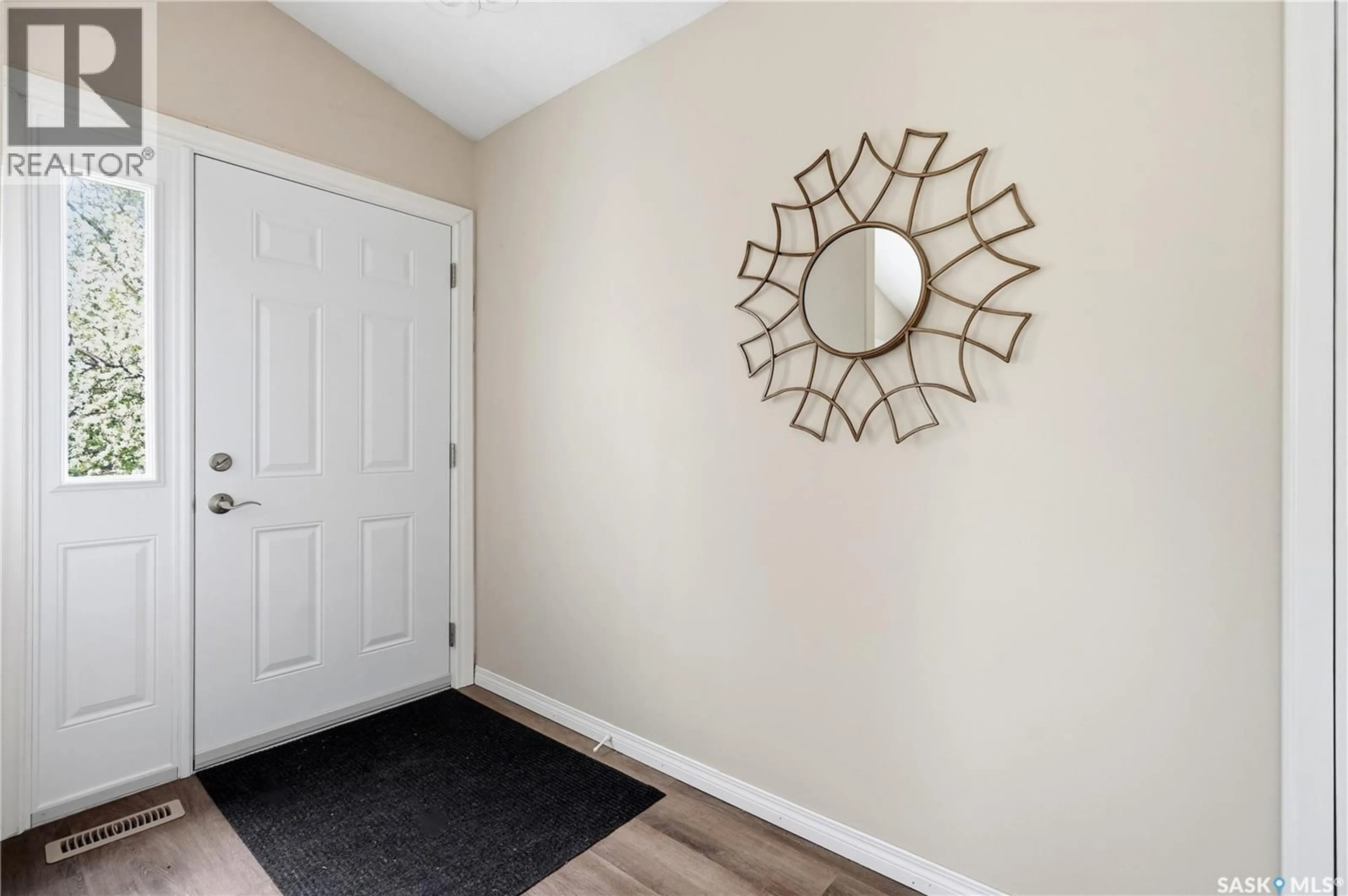Indoor entryway for 2248 WASCANA STREET, Regina Saskatchewan S4T4K2