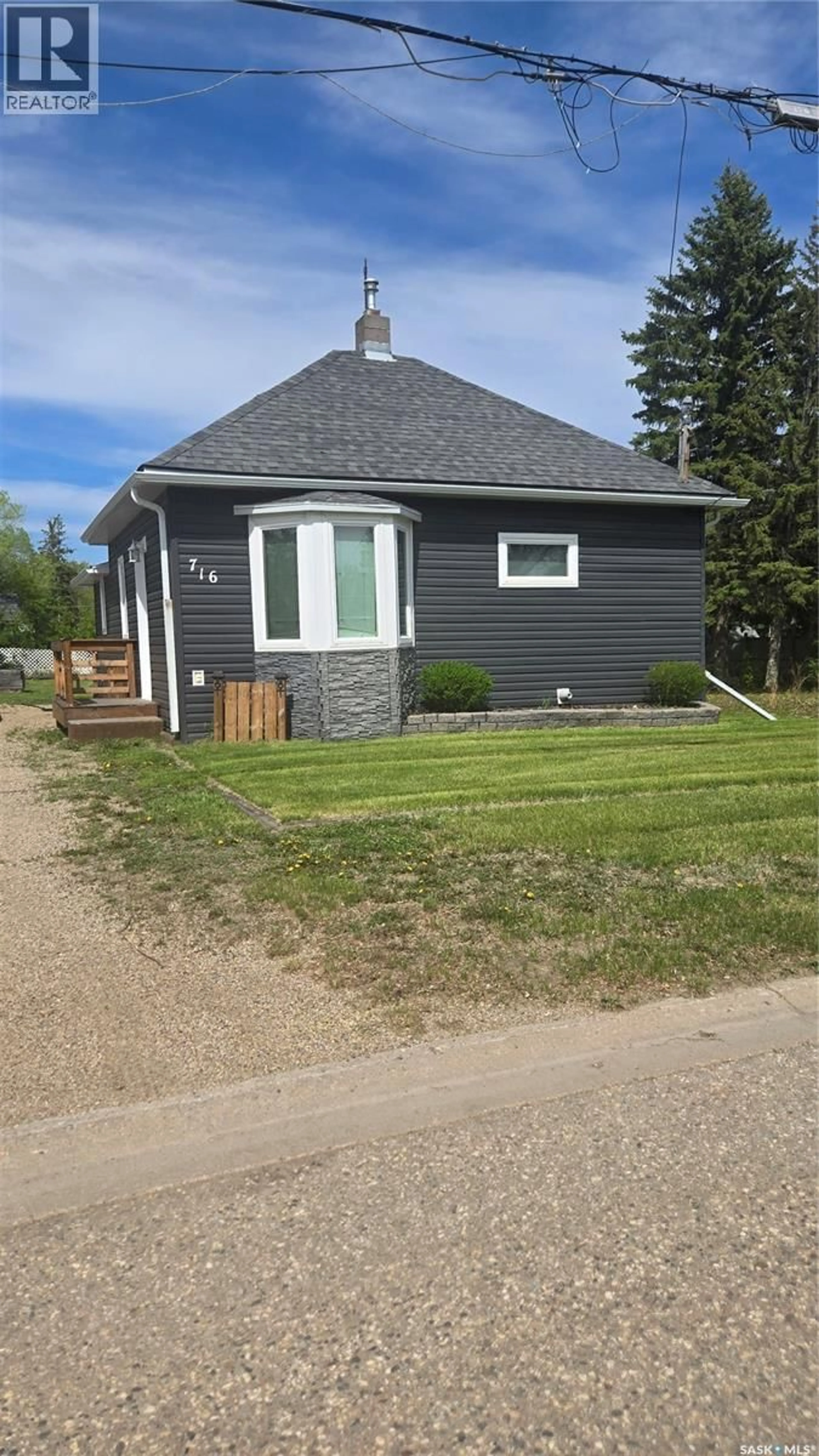 Unknown for 716 WALSH AVENUE, Oxbow Saskatchewan S0C2B0