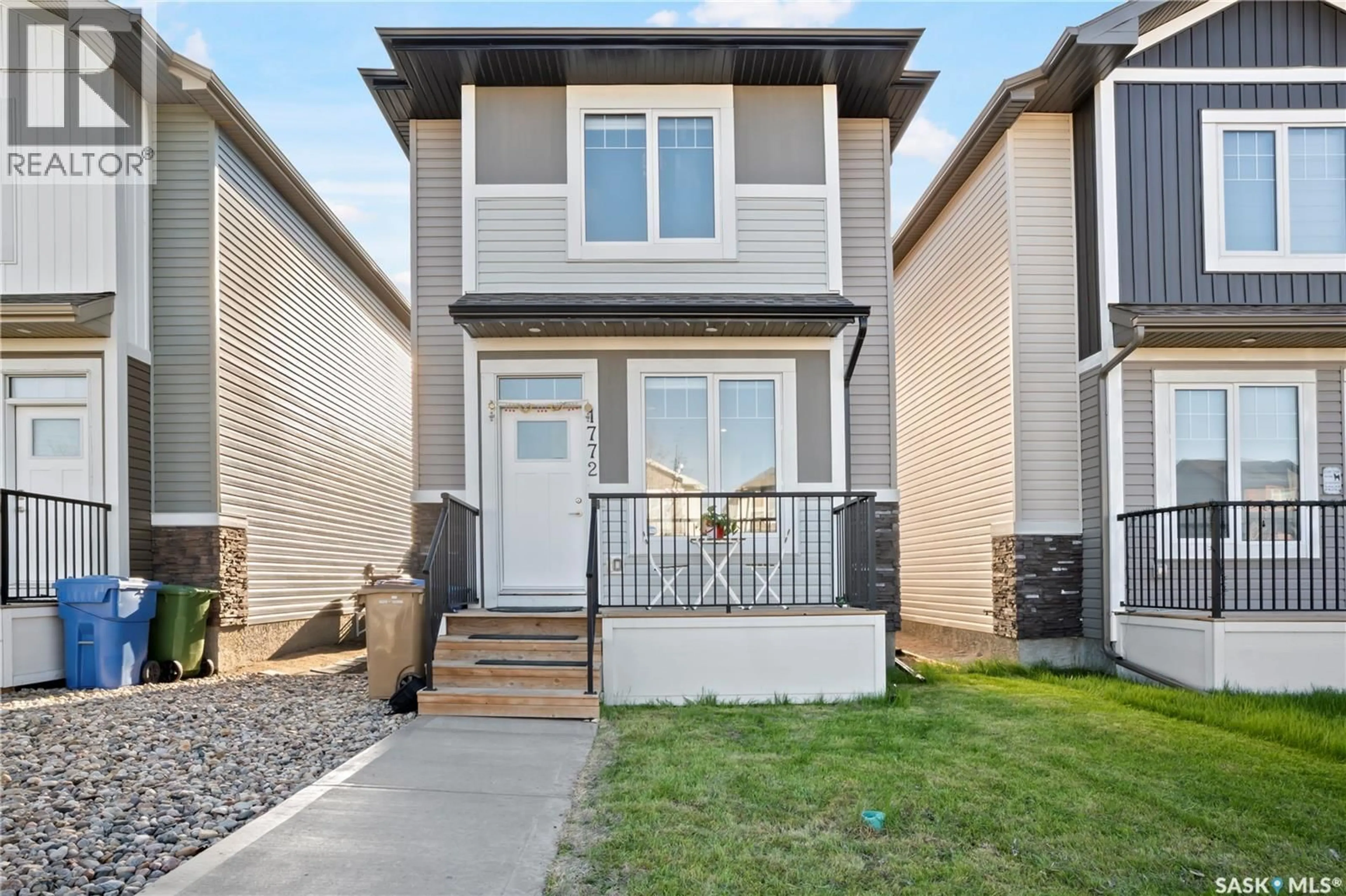 Home with vinyl exterior material, street for 1772 WEST MARKET STREET, Regina Saskatchewan S4Y0G3