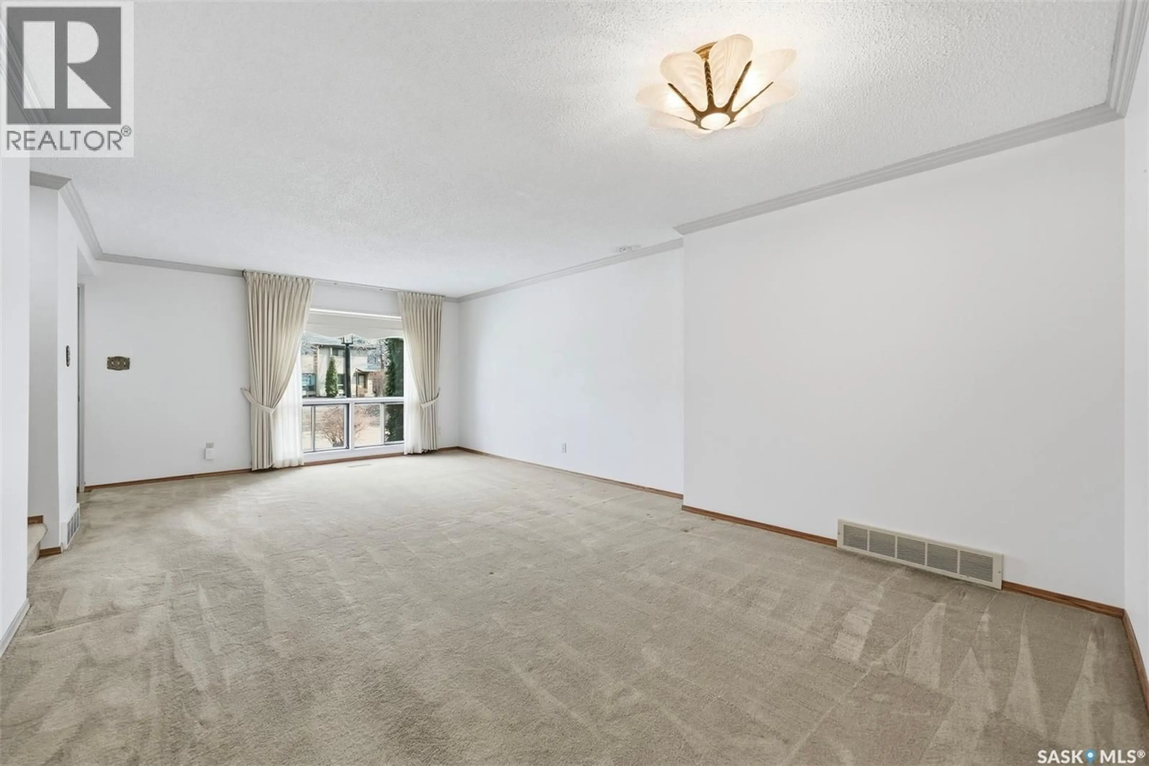 A pic of a room for 3 PINEHOUSE DRIVE, Saskatoon Saskatchewan S7K5R2
