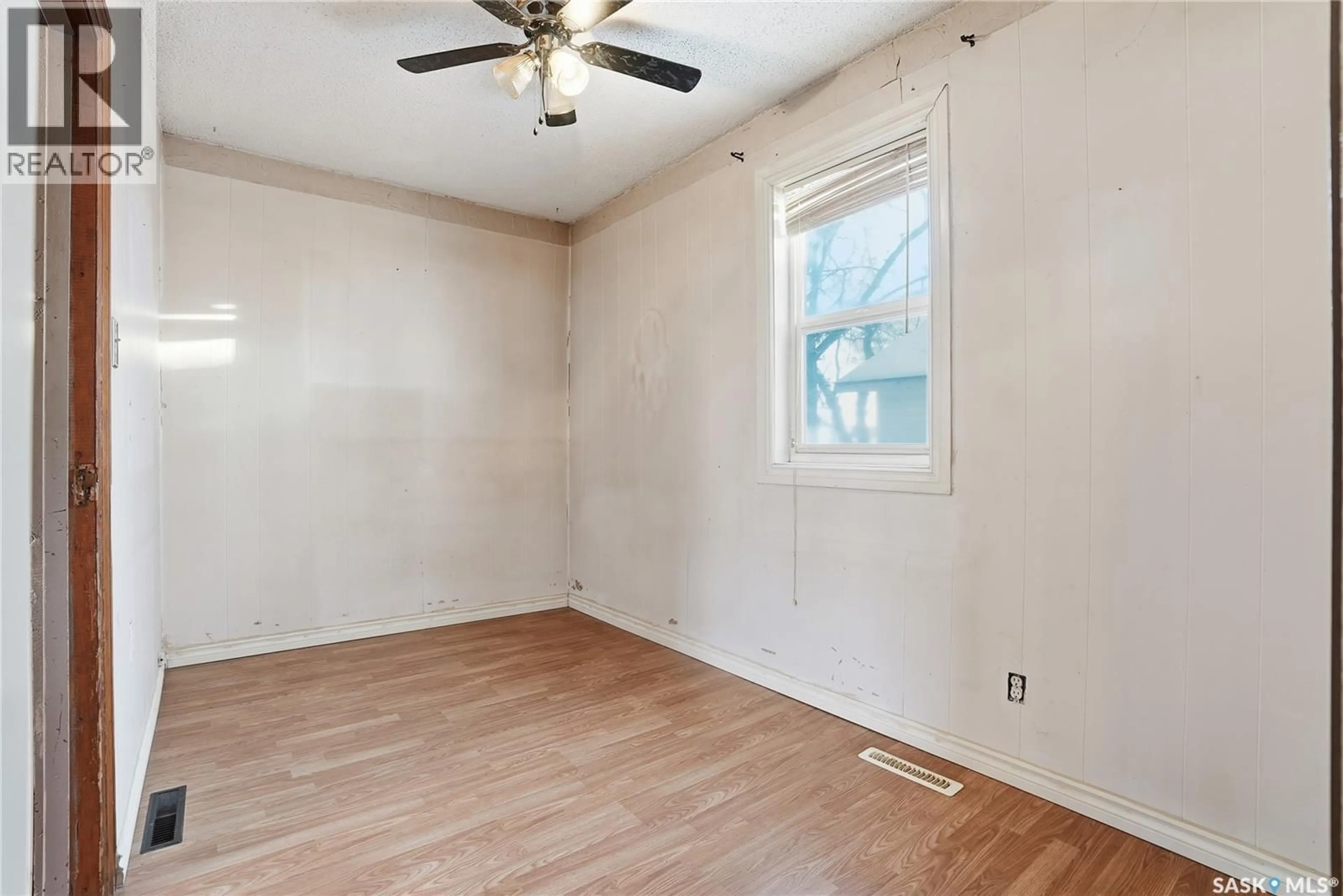 A pic of a room for 308 1ST E, Delisle Saskatchewan S0L0P0