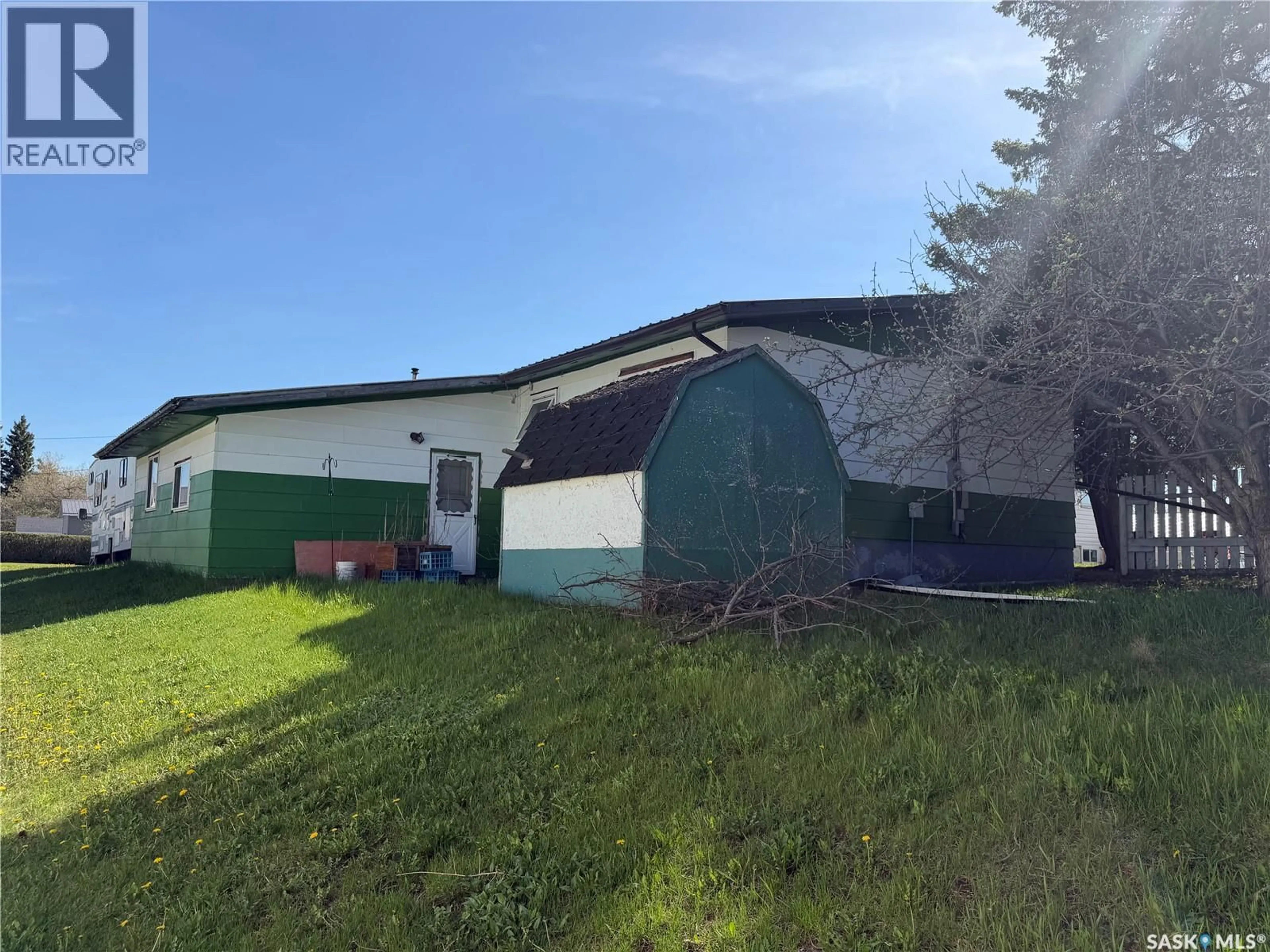 Shed for 205 PIPESTONE AVENUE, Wawota Saskatchewan S0G5A0