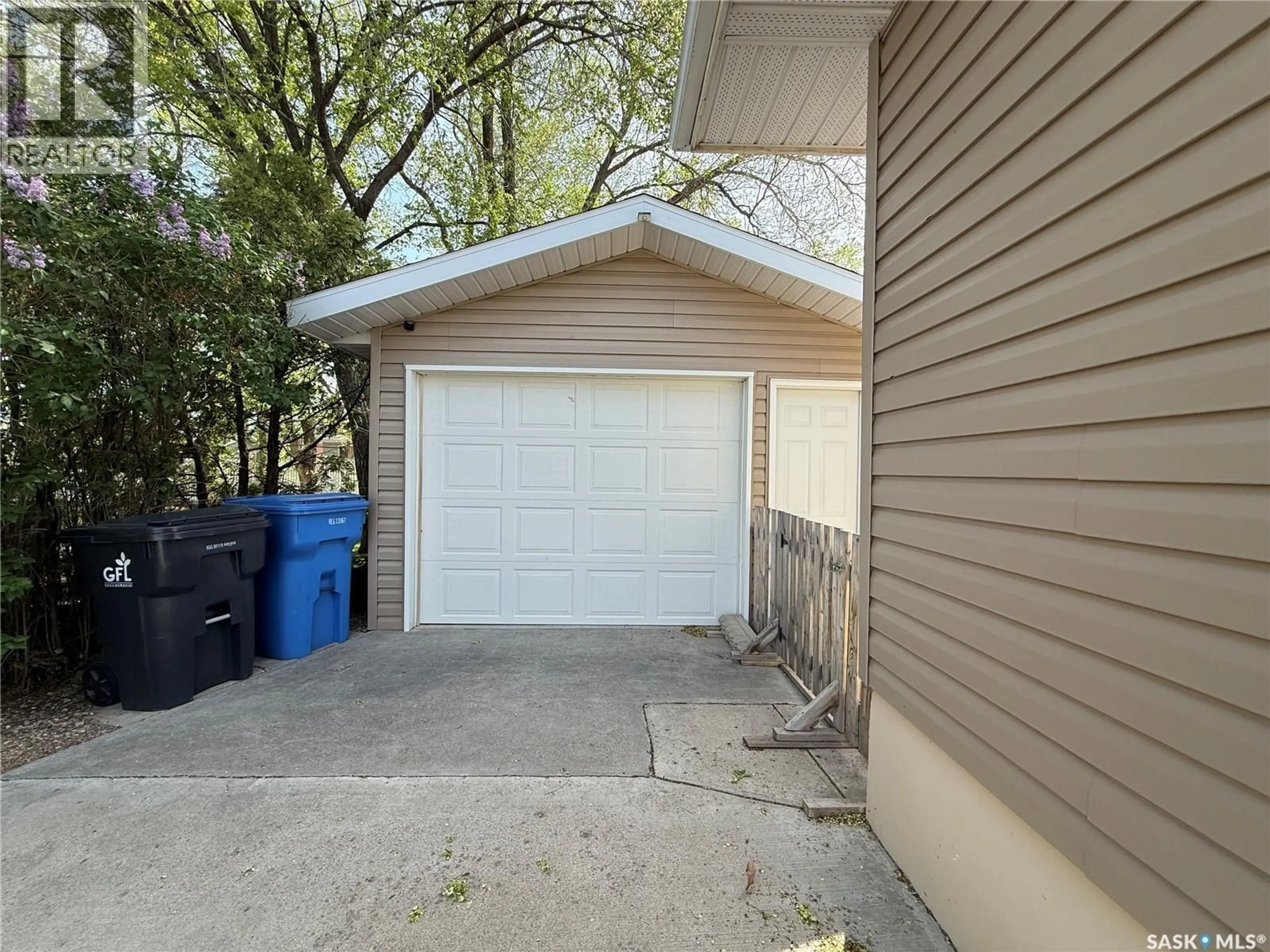 Shed for 1920 DYER ROAD, Estevan Saskatchewan S4A1Z5