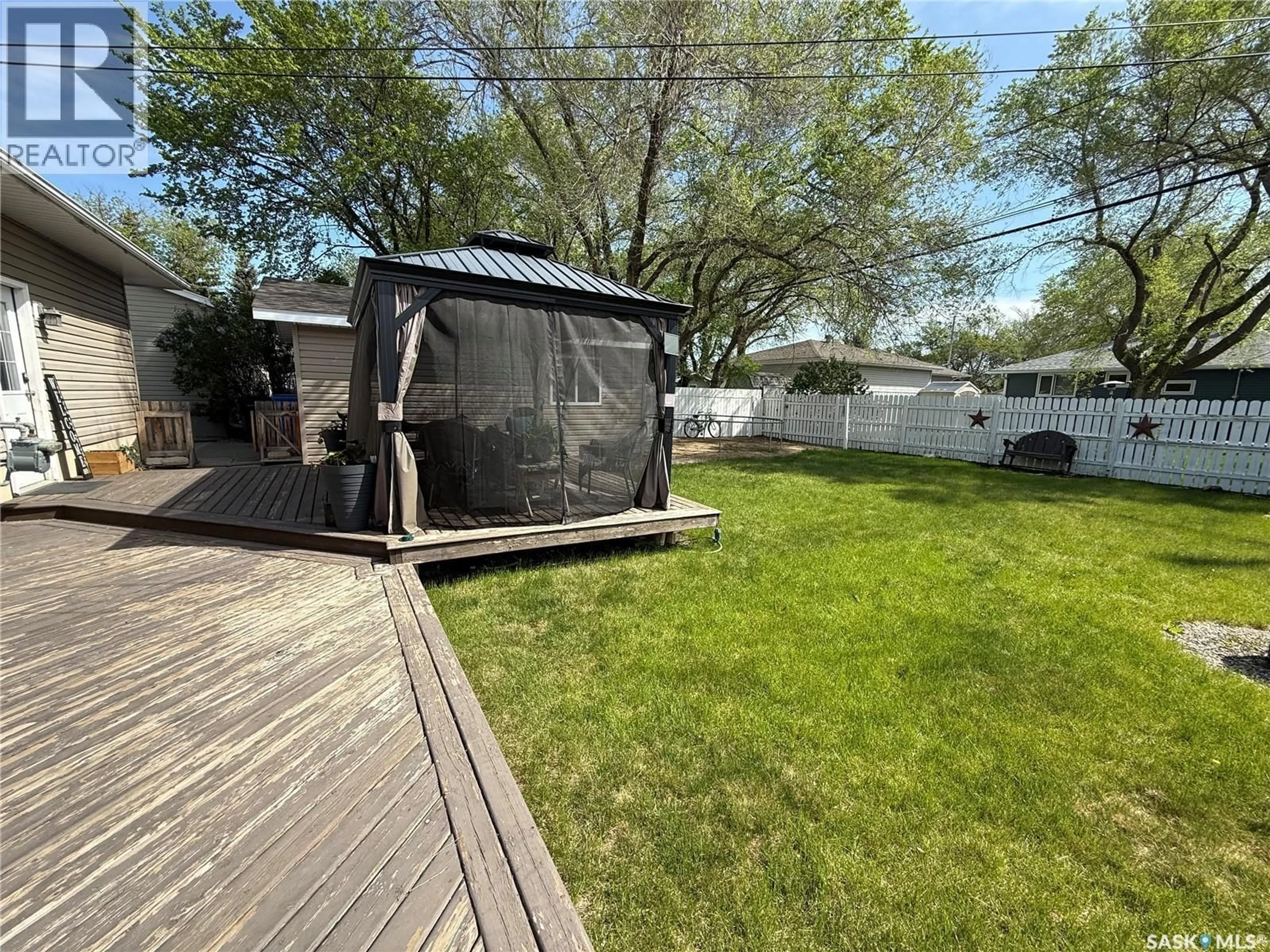 Shed for 1920 DYER ROAD, Estevan Saskatchewan S4A1Z5