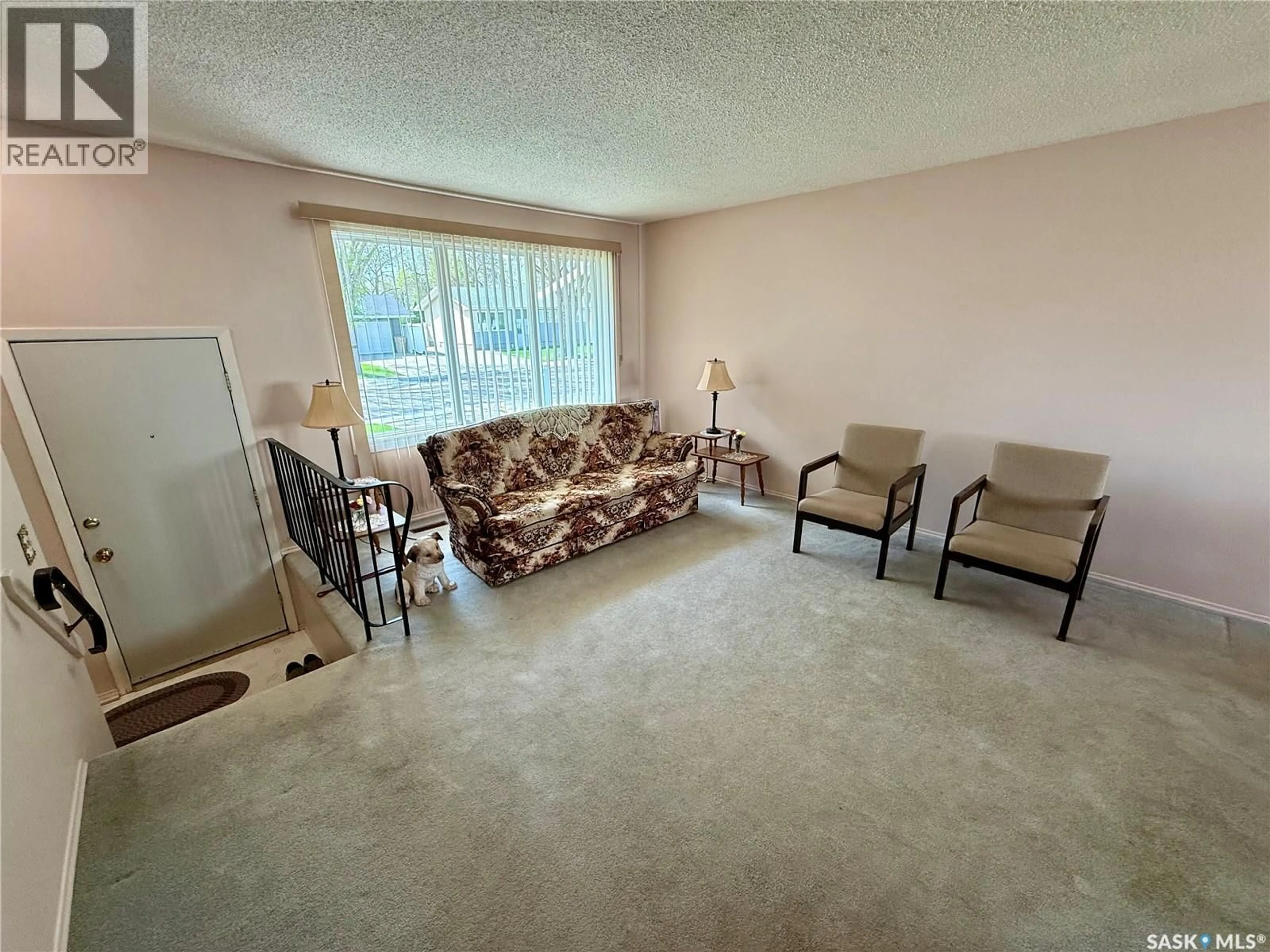 A pic of a room for 70 HATTON CRESCENT, Regina Saskatchewan S4N5K6
