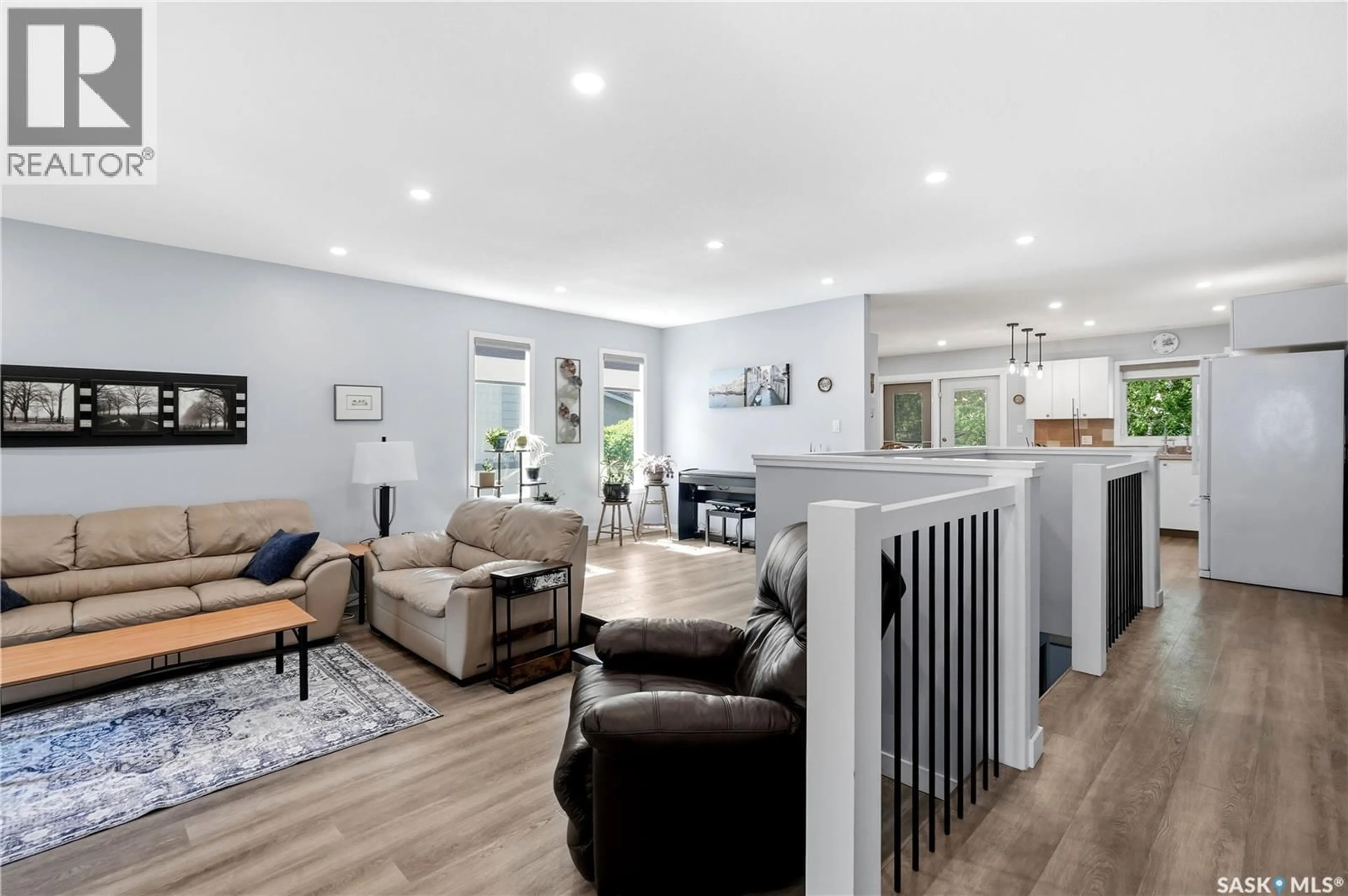 Living room with furniture, unknown for 90 EDENWOLD CRESCENT, Regina Saskatchewan S4R8A3