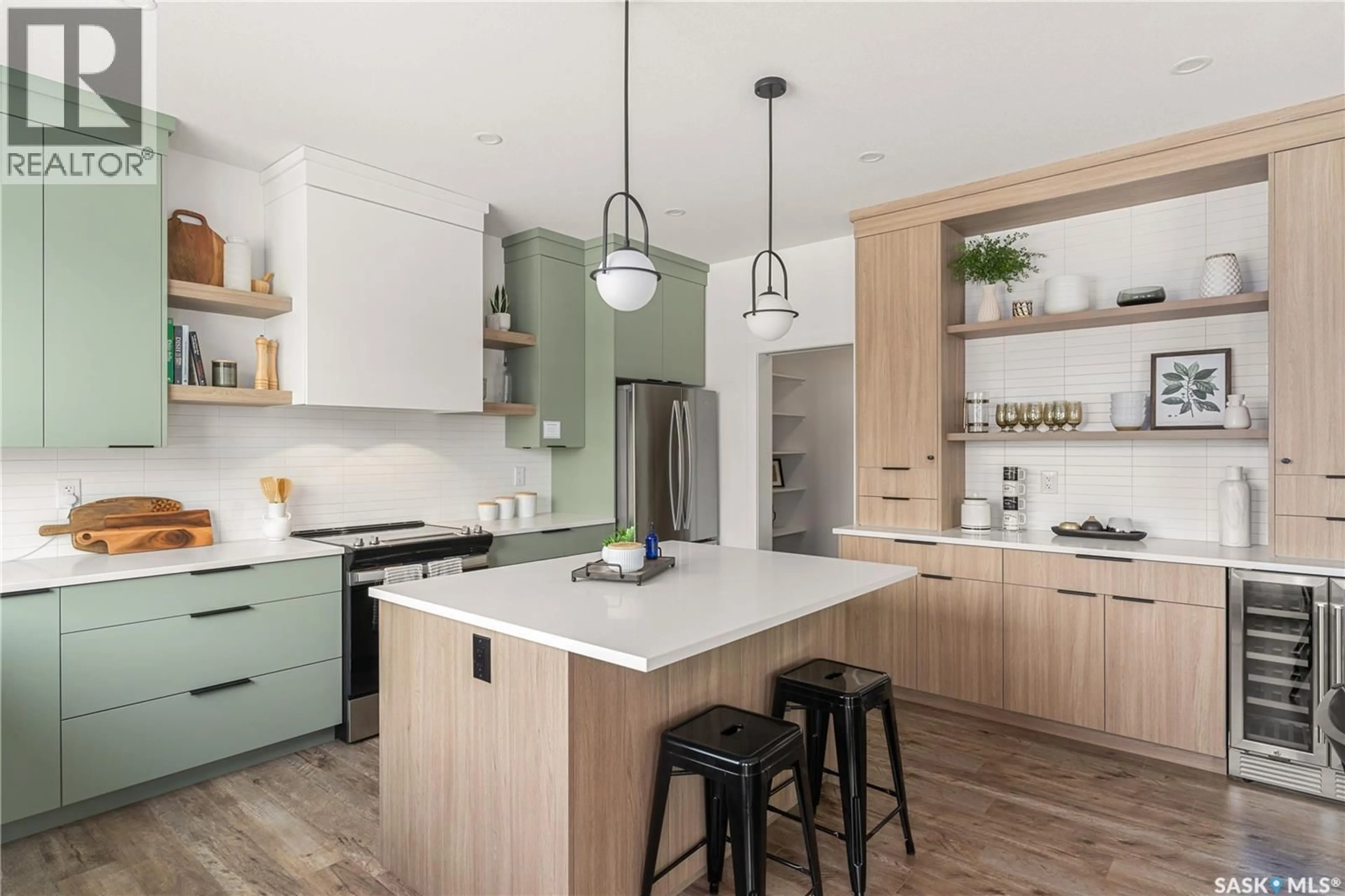 Open concept kitchen, unknown for 660 PEPPER BEND, Saskatoon Saskatchewan S7N1Y6