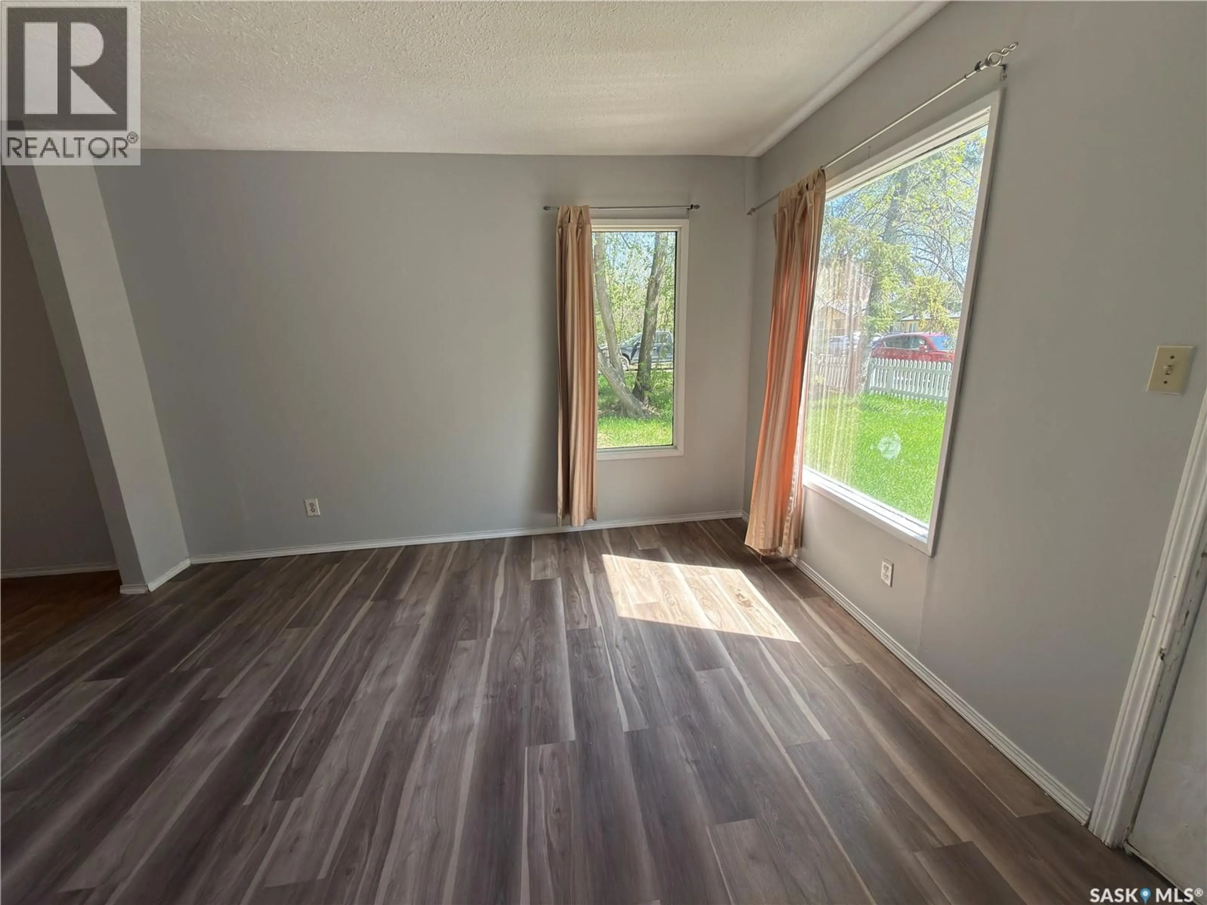 A pic of a room for 844 13TH STREET, Prince Albert Saskatchewan S6V3H3