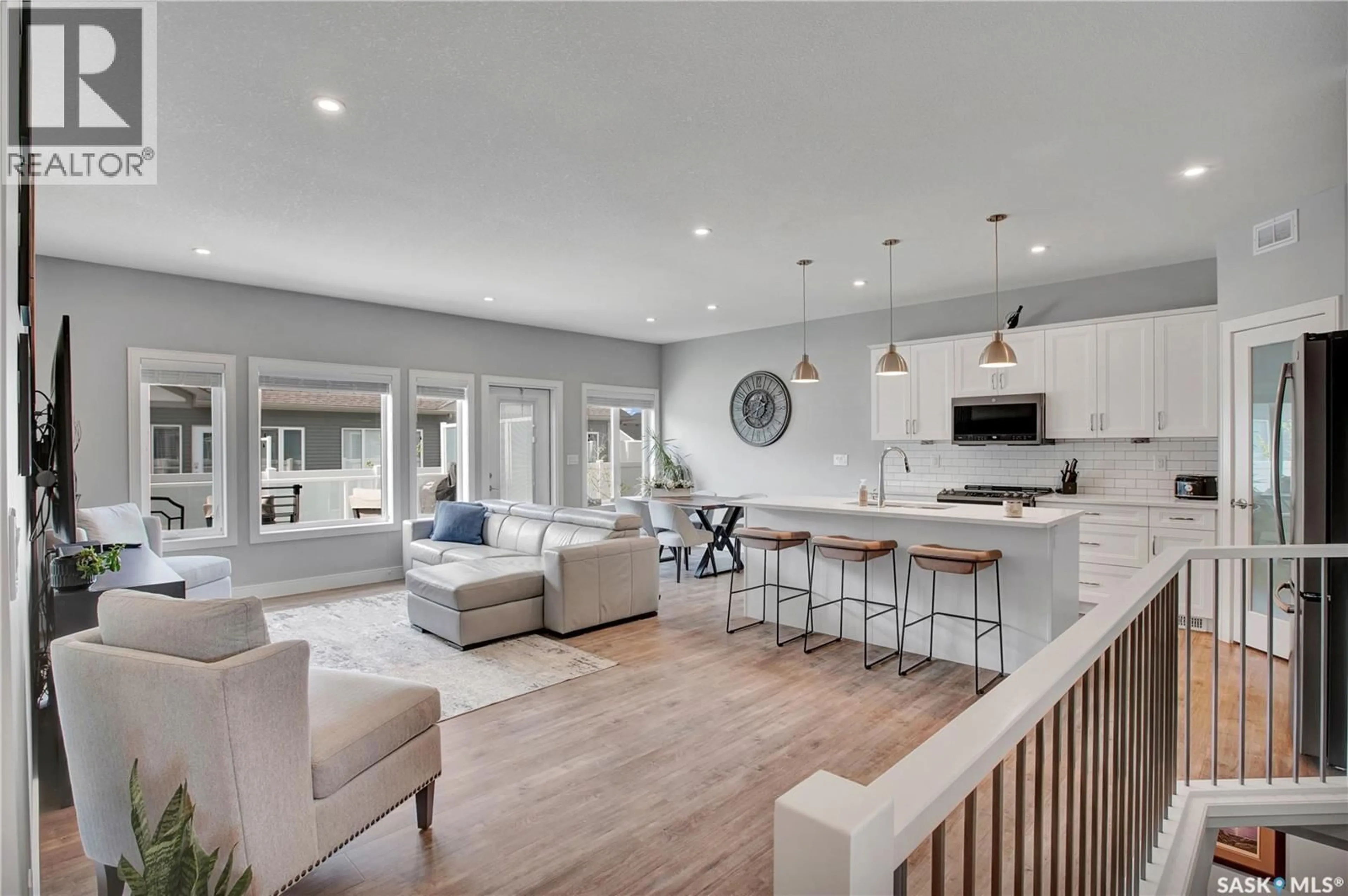 Open concept kitchen, unknown for 2 437 PALMER CRESCENT, Warman Saskatchewan S0K4S1