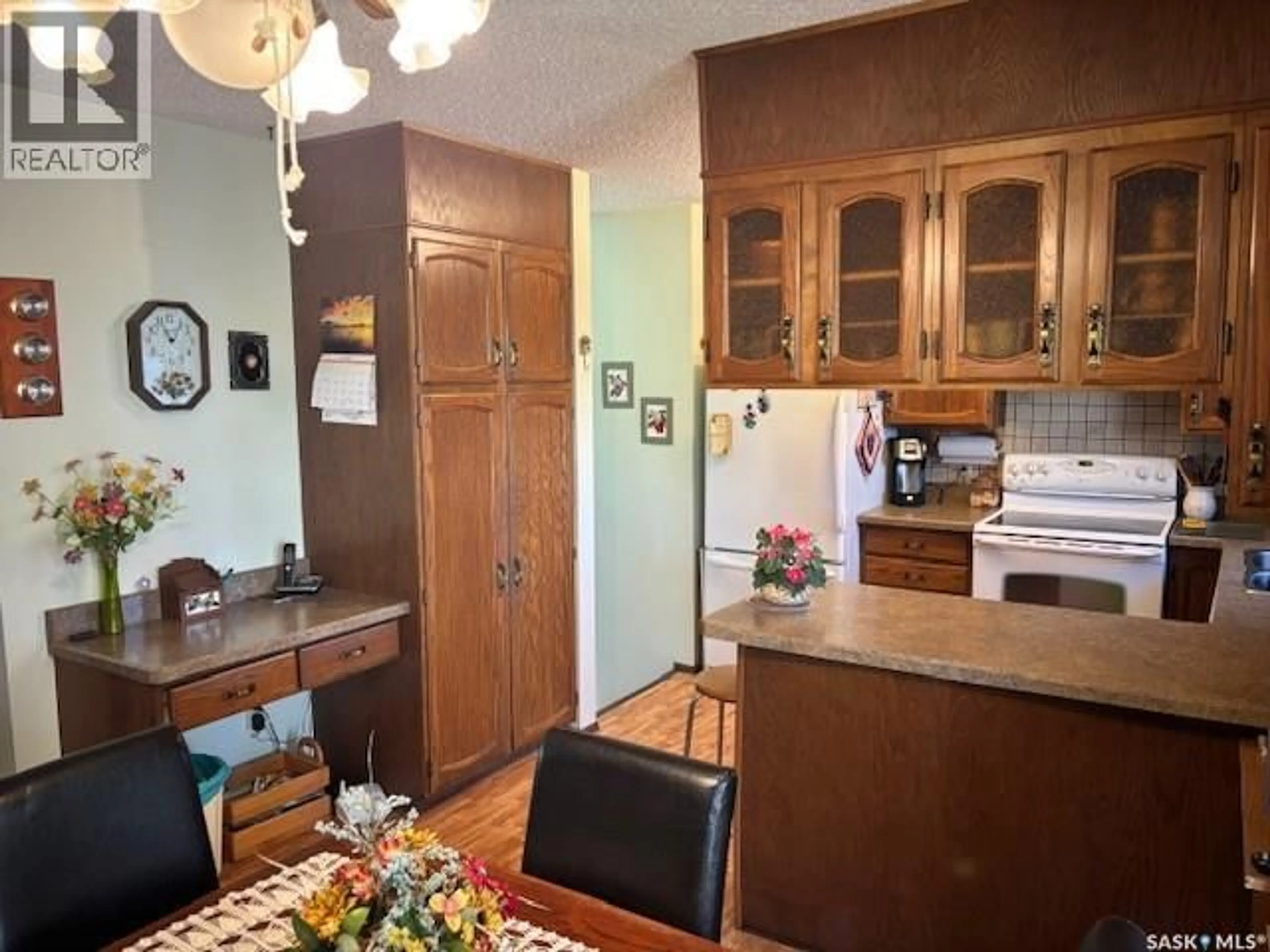 Standard kitchen, unknown for 149 GARVIN CRESCENT, Canora Saskatchewan S0A0L0