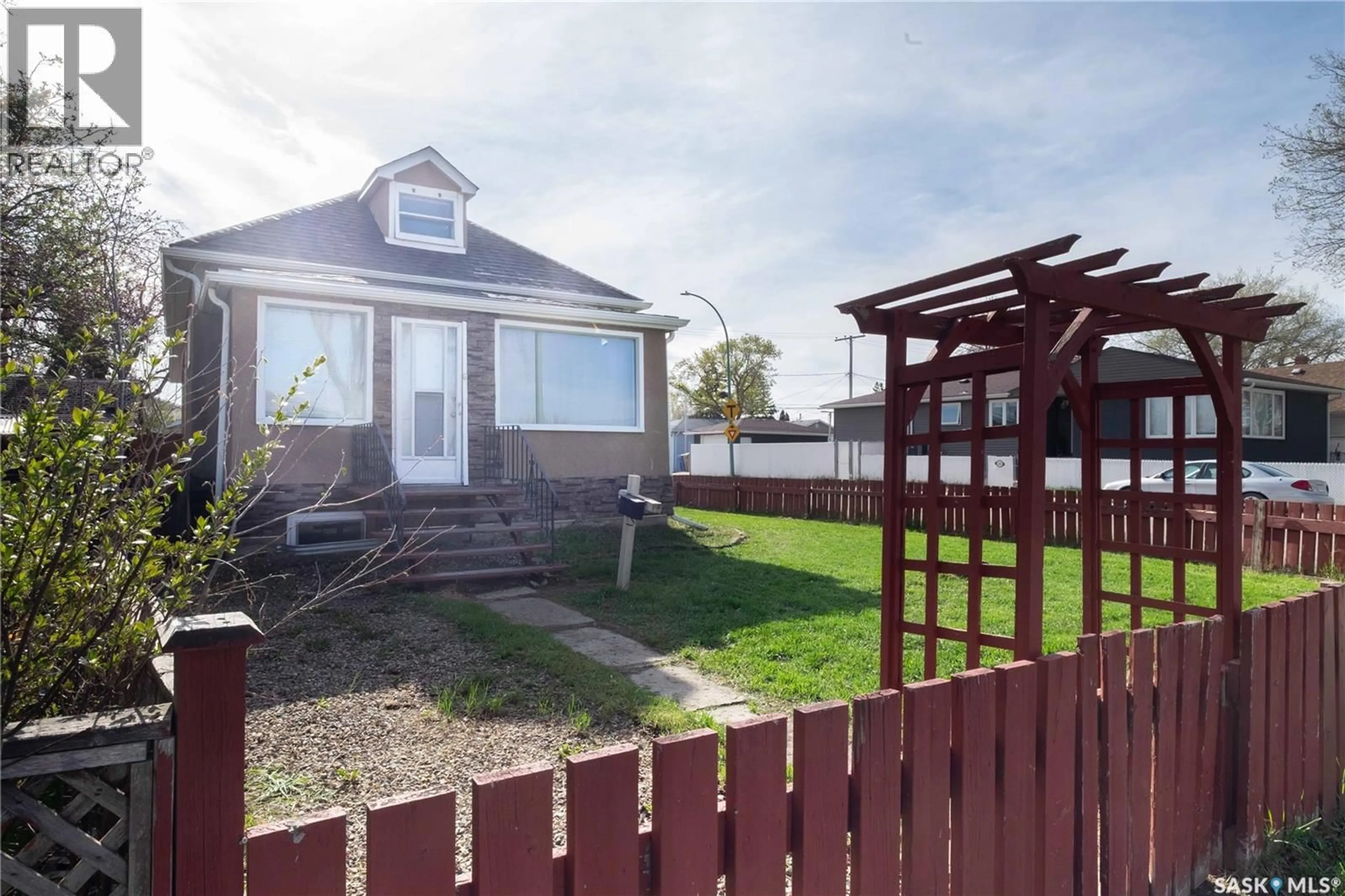 Unknown for 1077 BRODER STREET, Regina Saskatchewan S4N3P8