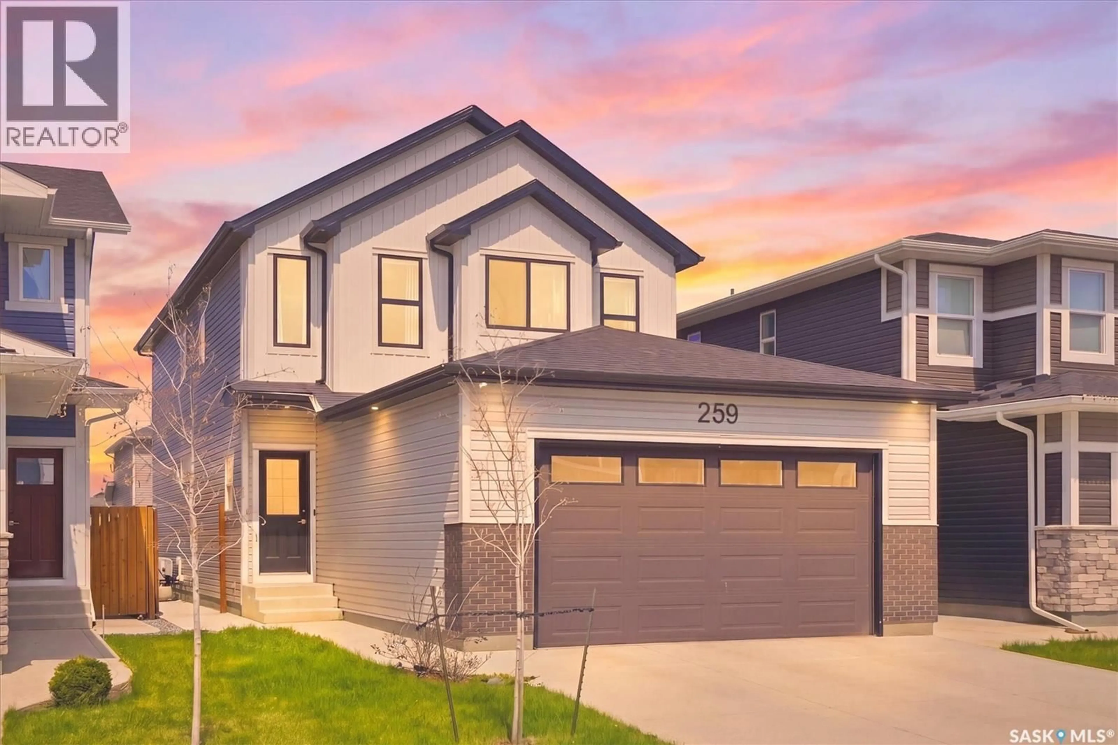 Home with vinyl exterior material, street for 259 SKOPIK CRESCENT, Saskatoon Saskatchewan S7V0N4