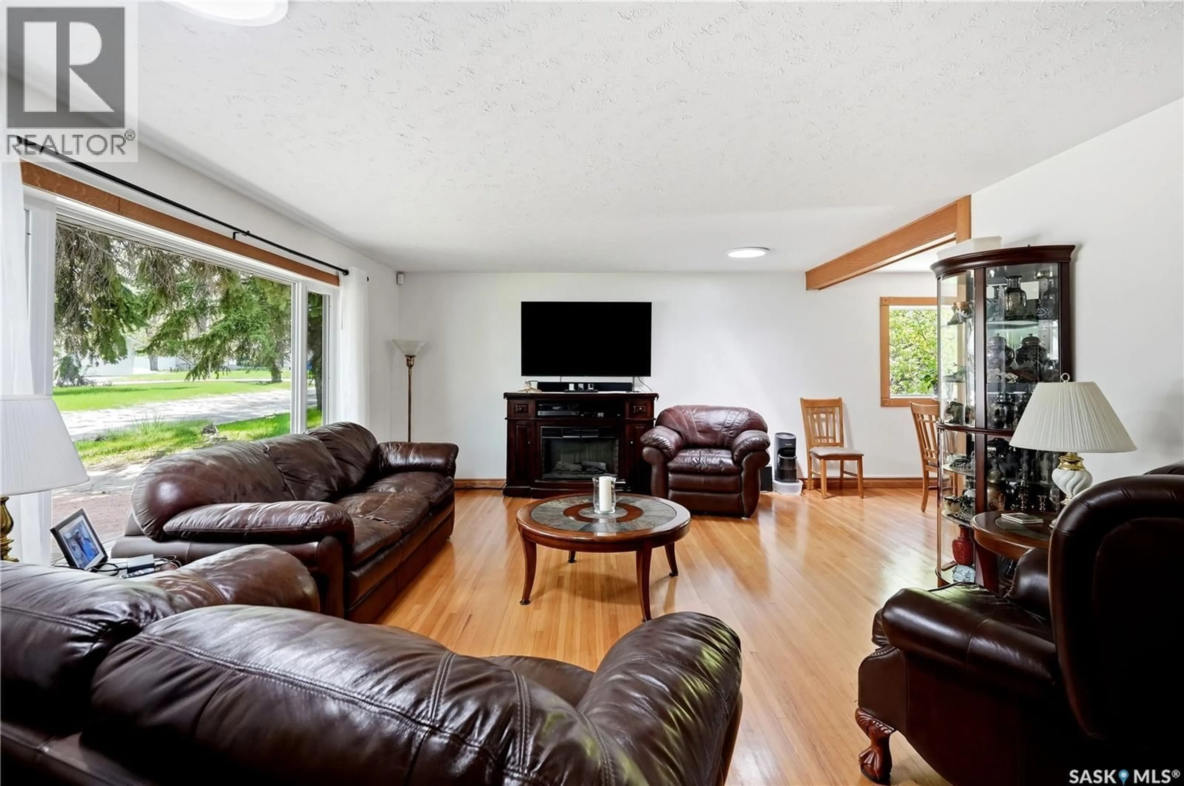 Living room with furniture, unknown for 104 MARSH CRESCENT, Regina Saskatchewan S4S6B4