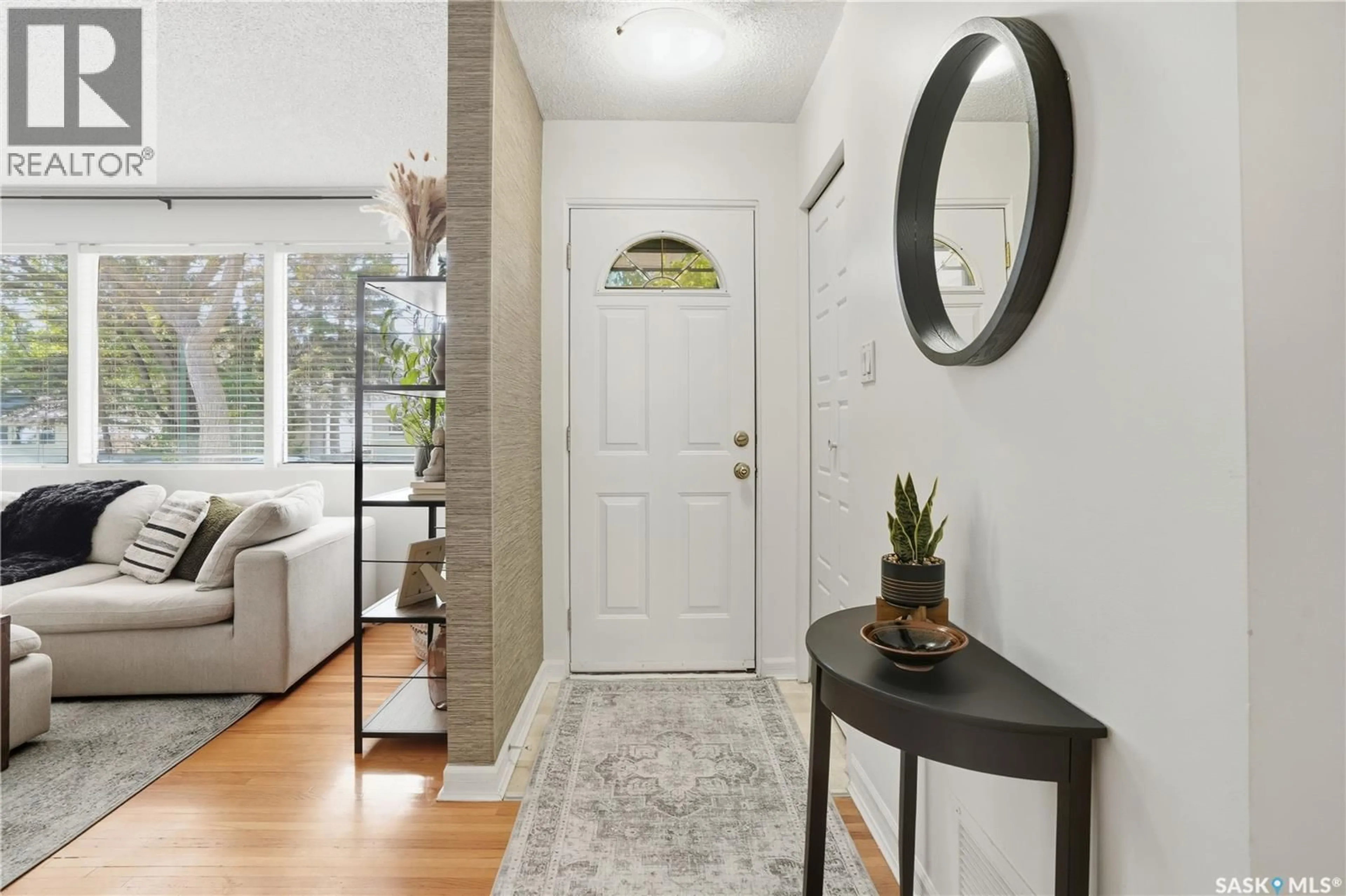 Indoor entryway for 57 FLAMINGO CRESCENT, Regina Saskatchewan S4S4L6
