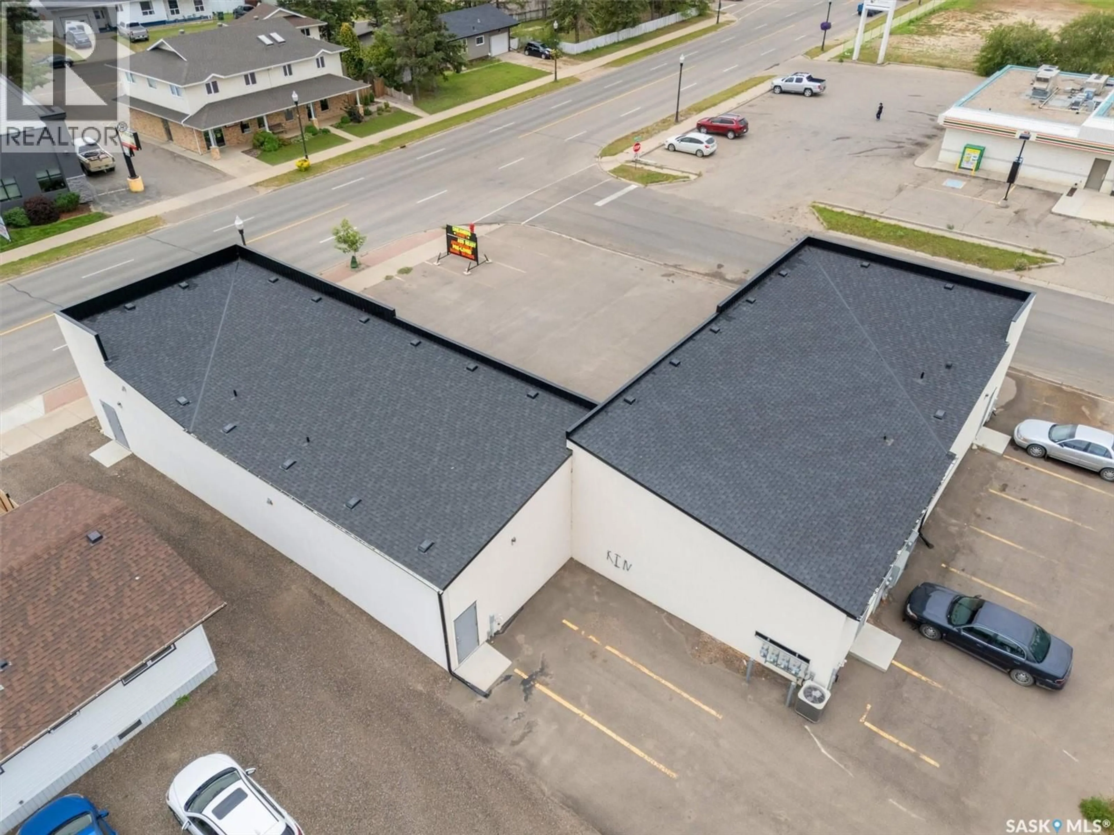 A pic from outside/outdoor area/front of a property/back of a property/a pic from drone, building for 3 212 CENTRAL STREET, Warman Saskatchewan S0K0A1