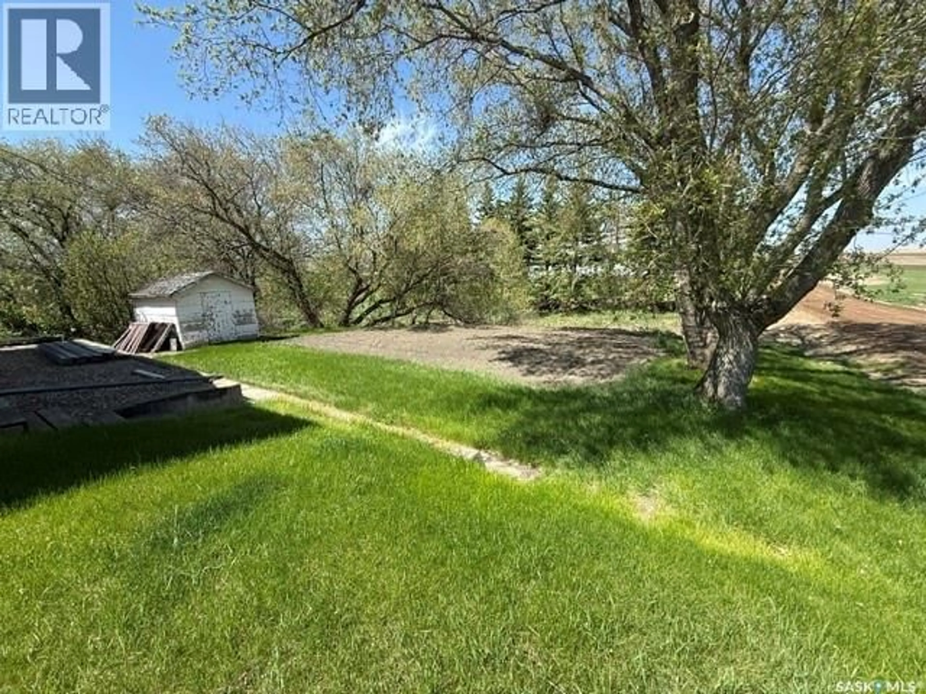 A pic from outside/outdoor area/front of a property/back of a property/a pic from drone, water/lake/river/ocean view for 161 PARK STREET, Kamsack Saskatchewan S0A1S0