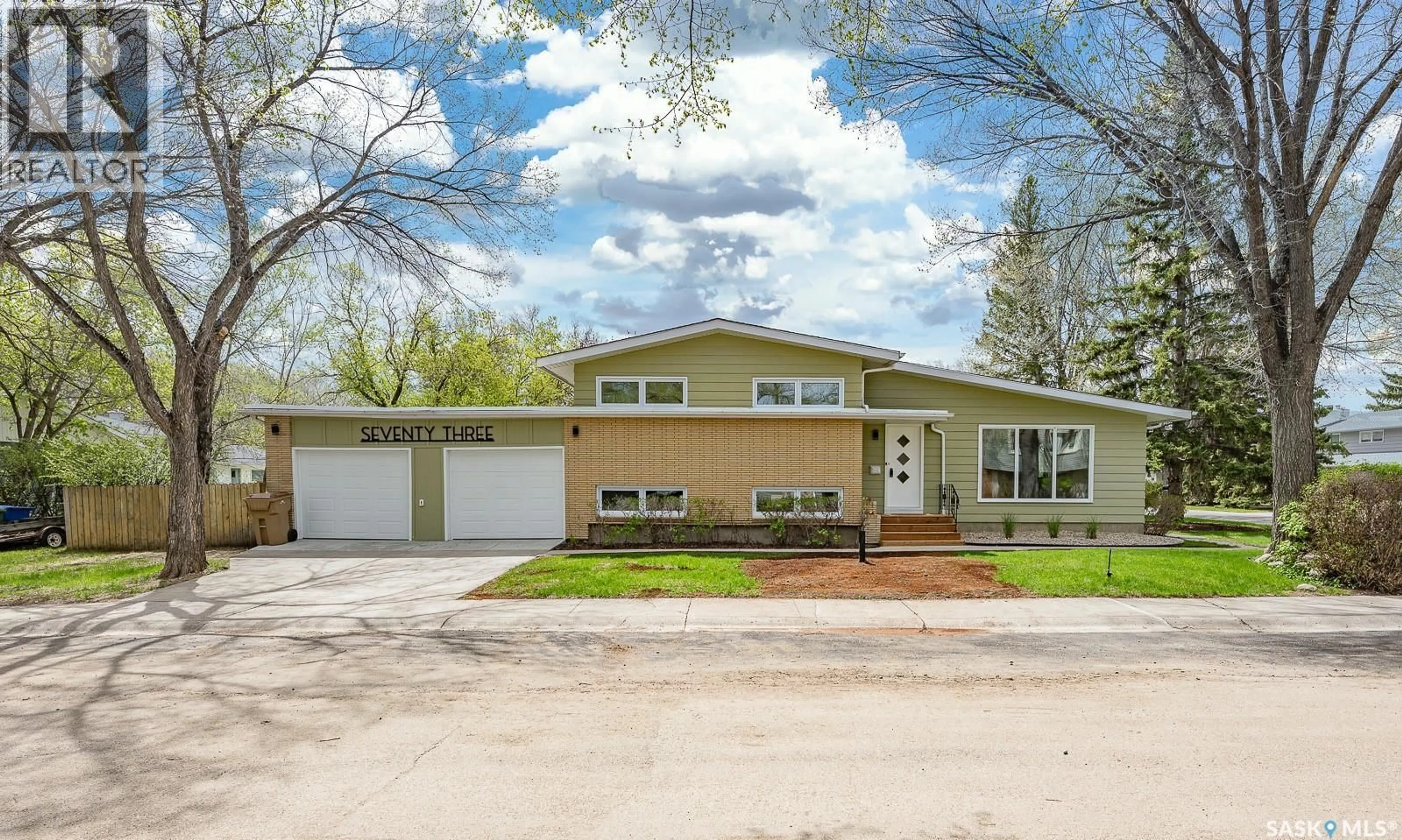 Home with vinyl exterior material, street for 73 TIBBITS ROAD, Regina Saskatchewan S4S1N5