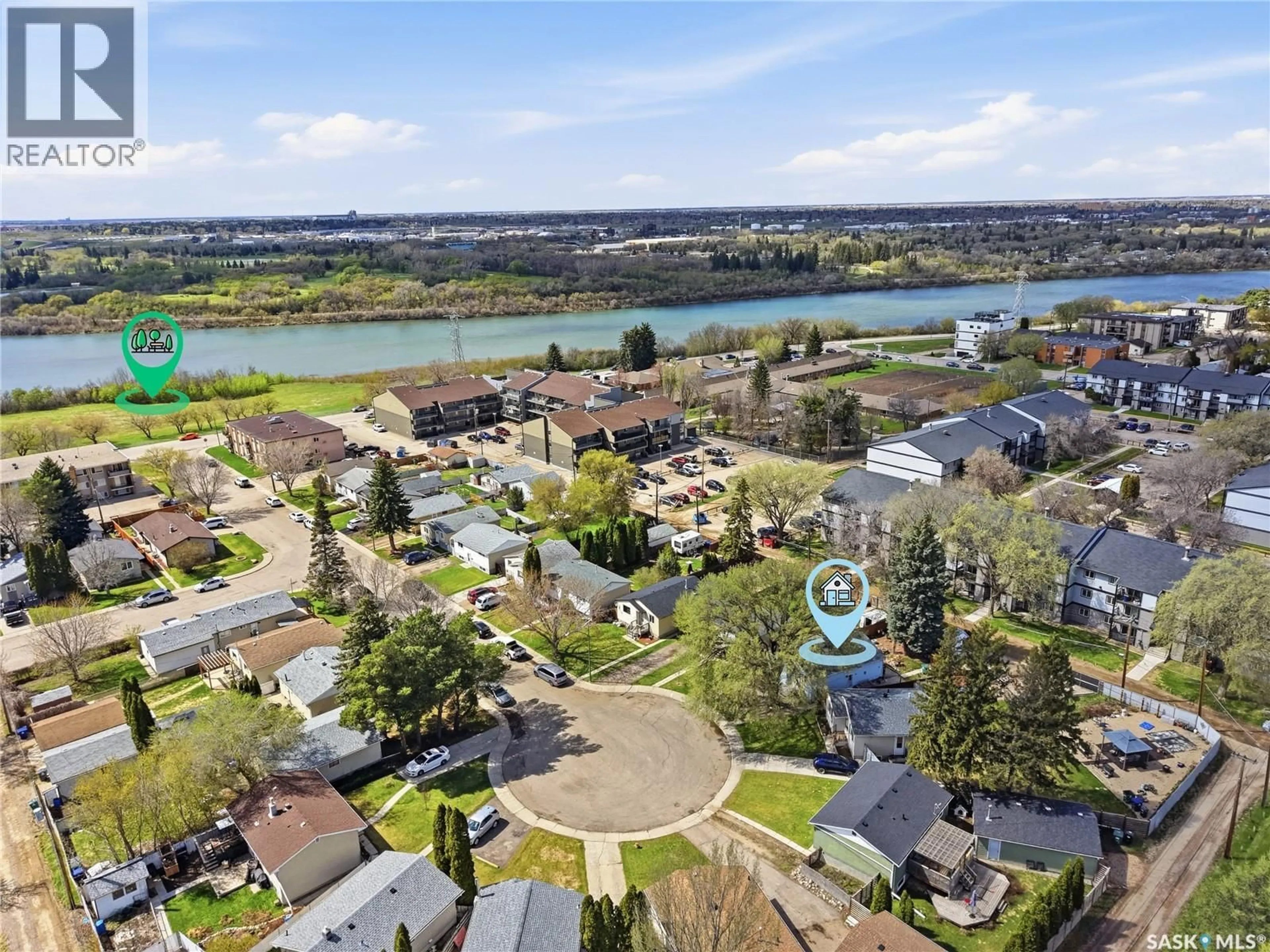 A pic from outside/outdoor area/front of a property/back of a property/a pic from drone, water/lake/river/ocean view for 39 TRIDENT CRESCENT, Saskatoon Saskatchewan S7M0P7