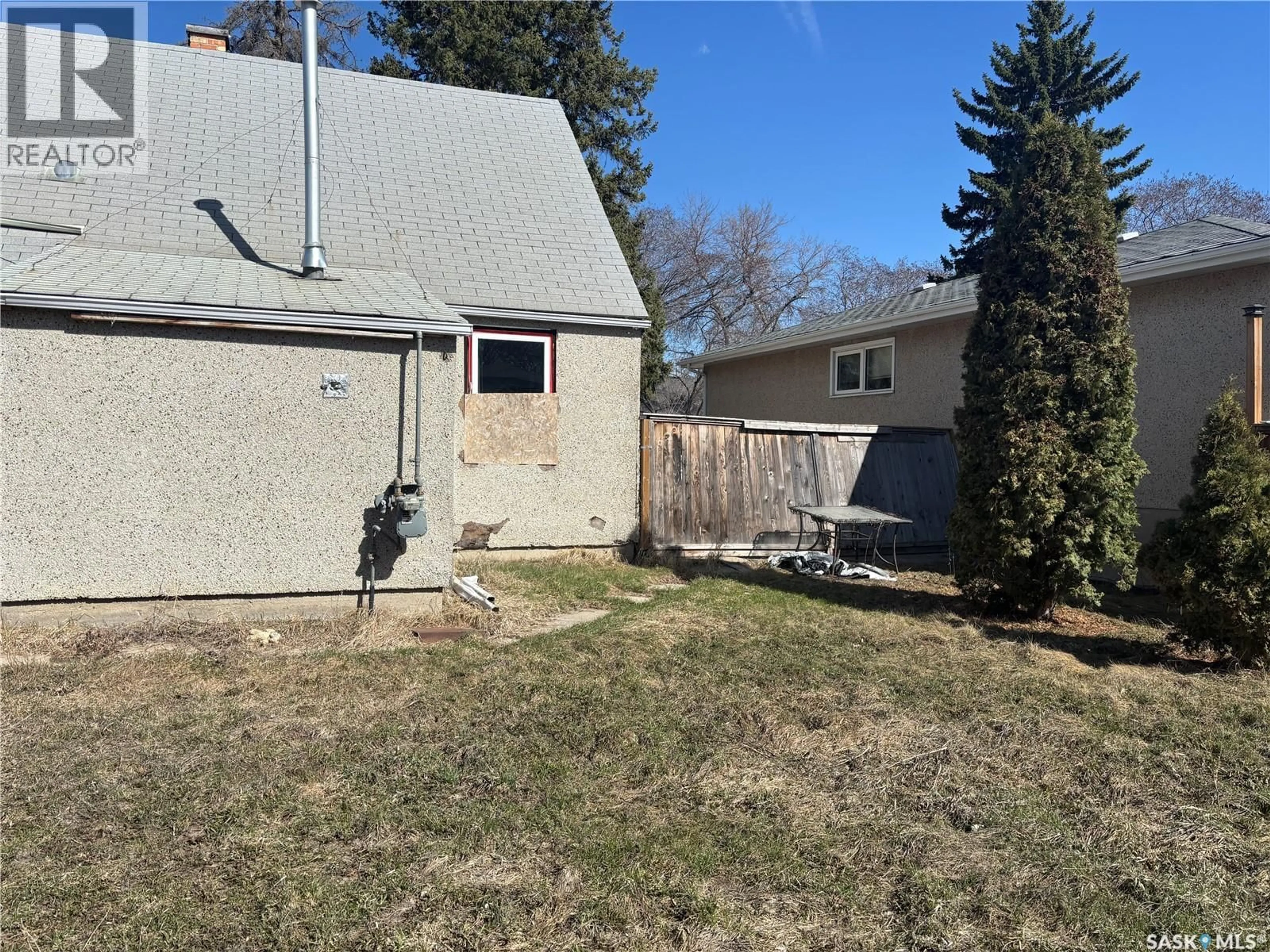 Unknown for 934 ATKINSON STREET, Regina Saskatchewan S4S6B4