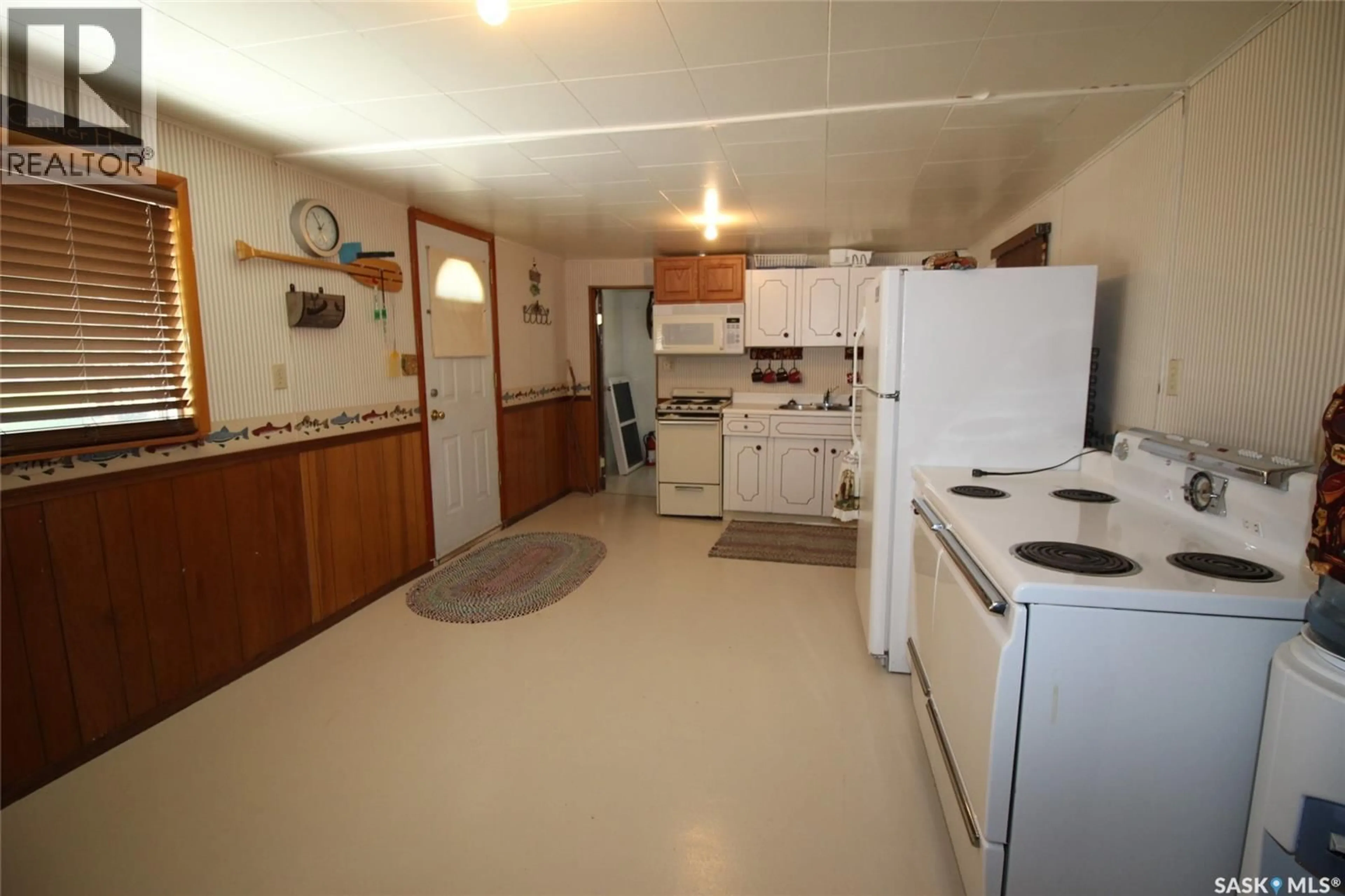Standard kitchen, unknown for 3-5 SPRINGS DRIVE, Bone Creek Rm No. 108 Saskatchewan S0N2M0