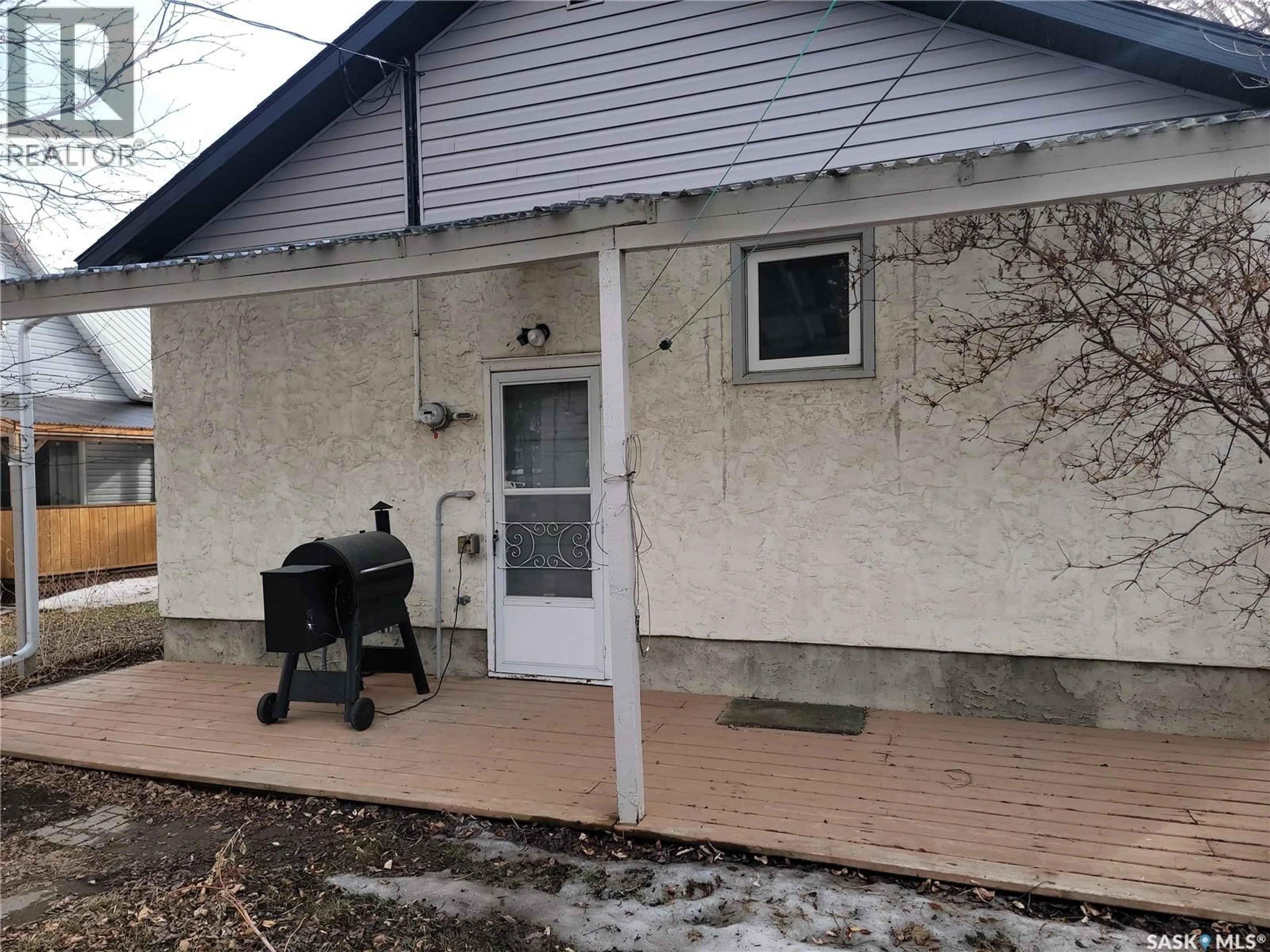 Patio, building for 235 2ND AVENUE, Unity Saskatchewan S0K4L0