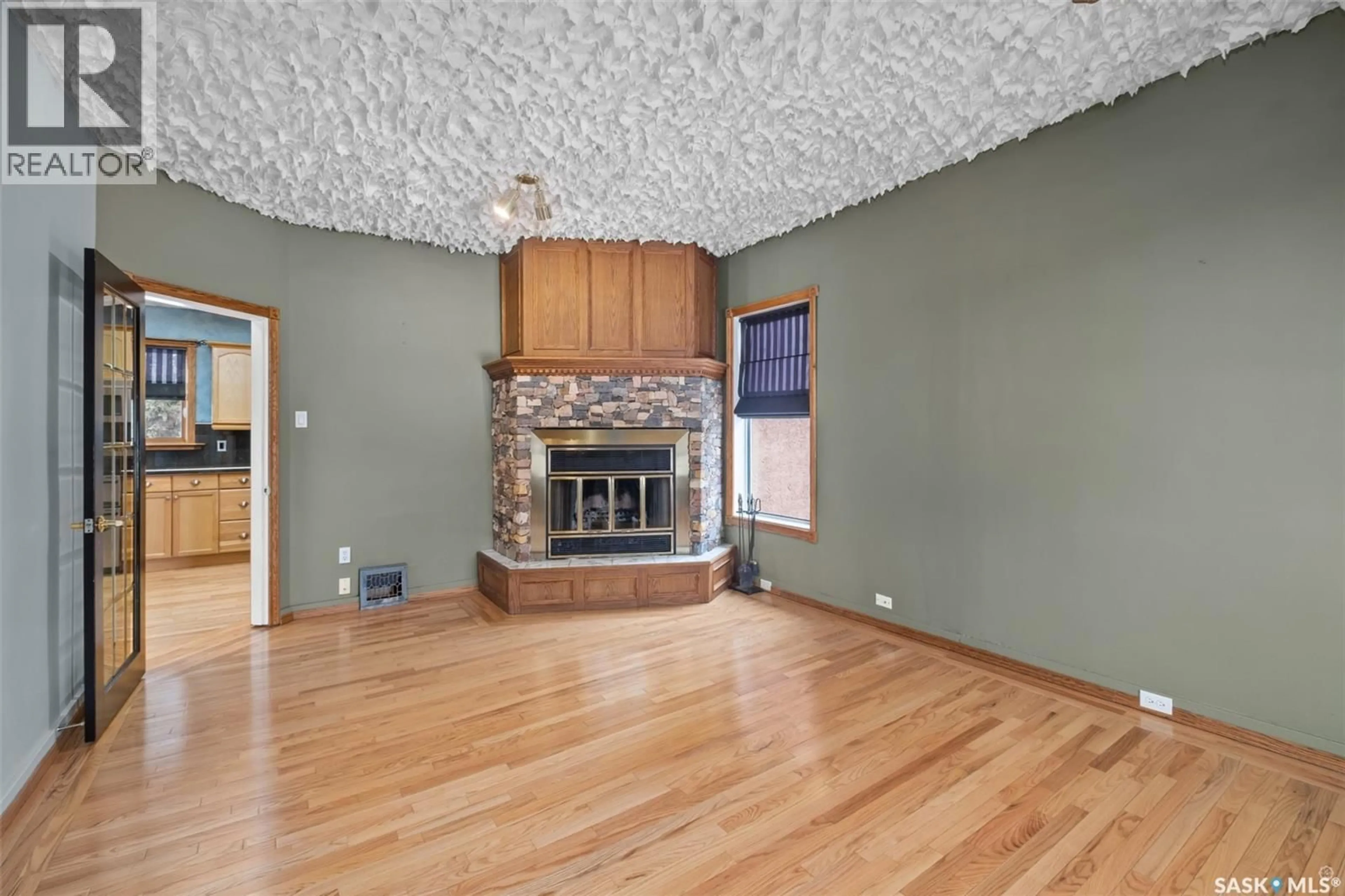 A pic of a room for 1027 4TH STREET, Prince Albert Saskatchewan S6V0L1
