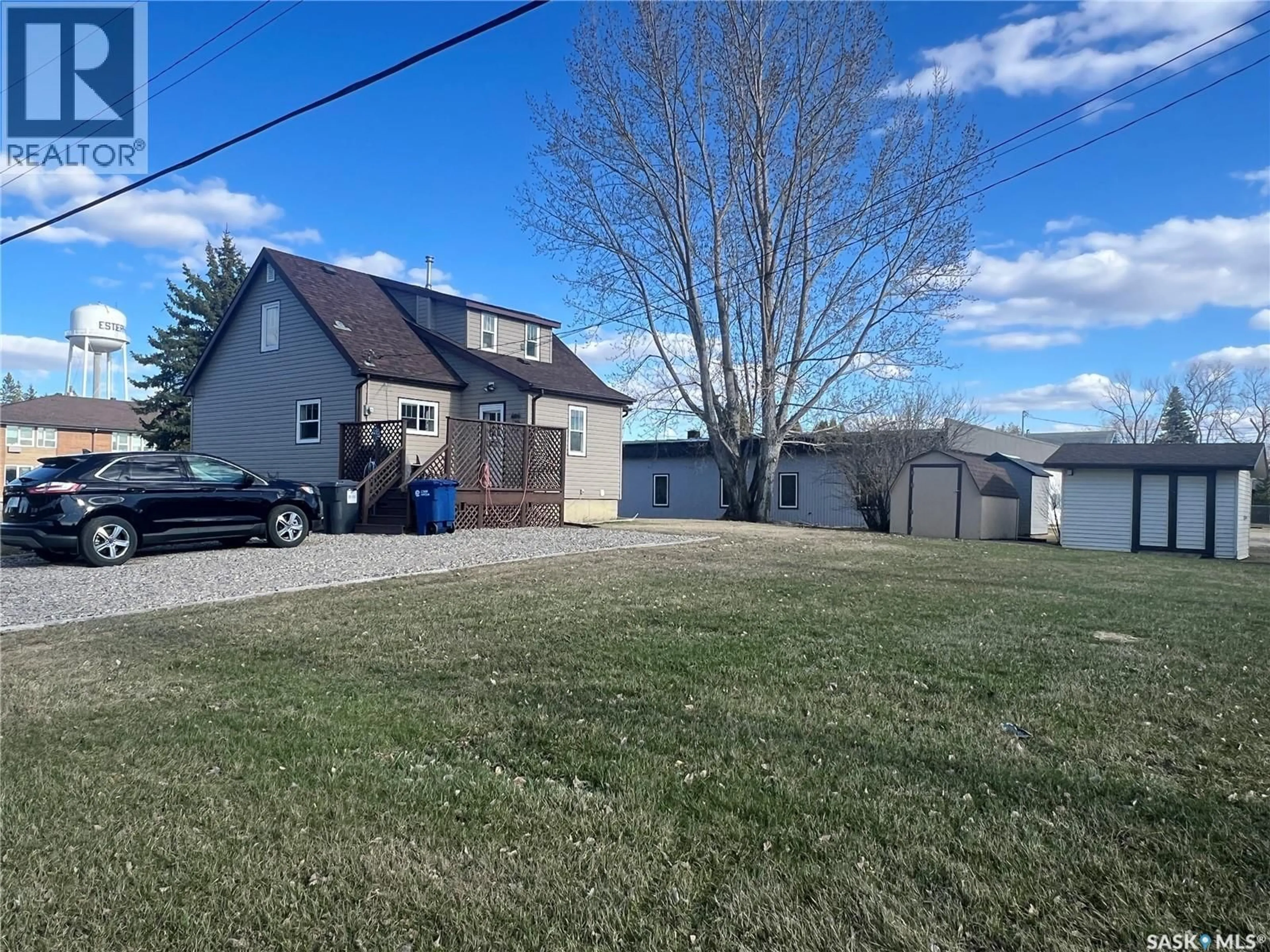 A pic from outside/outdoor area/front of a property/back of a property/a pic from drone, street for 630 MAIN STREET, Esterhazy Saskatchewan S0A0X0