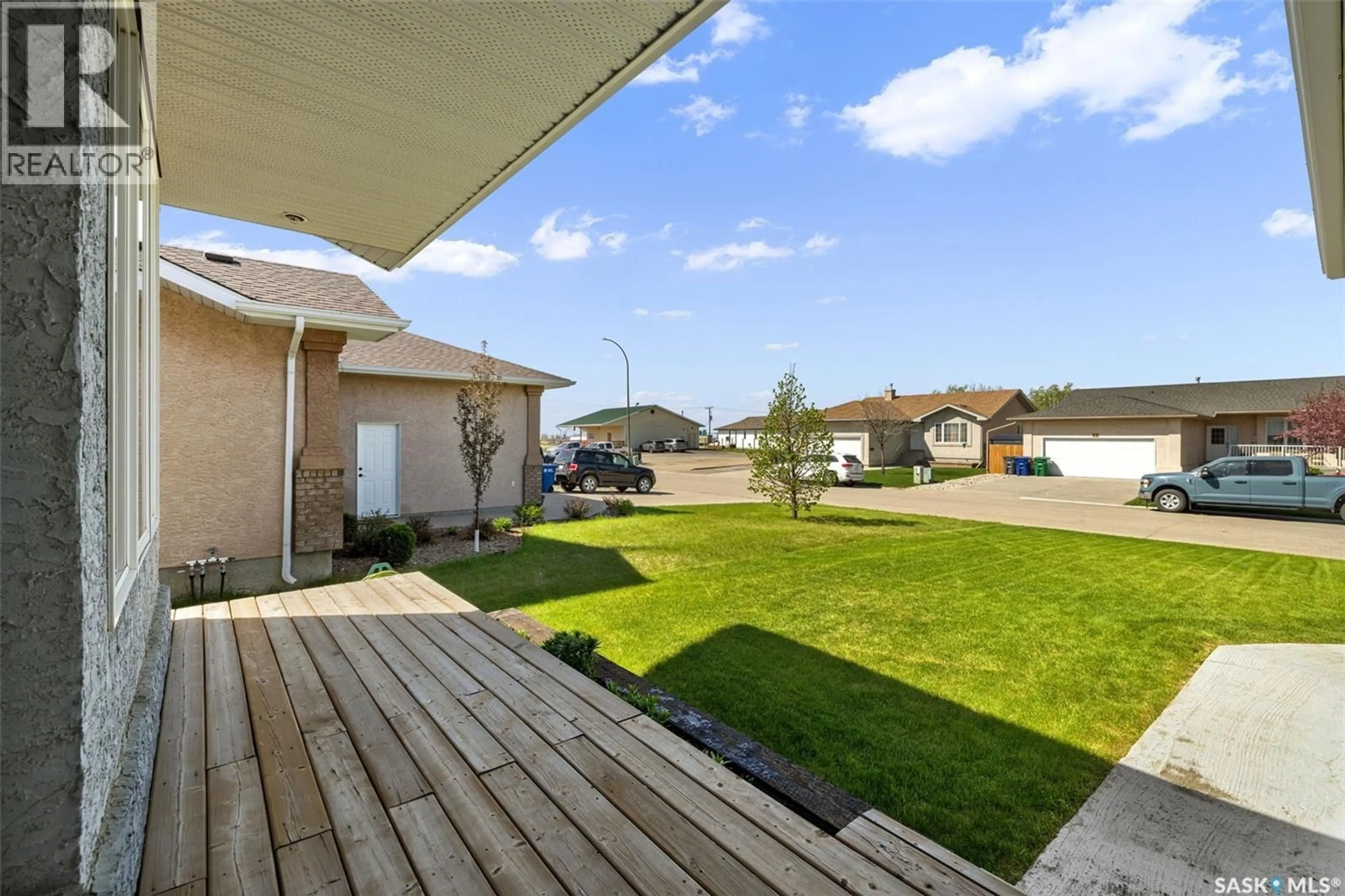 Patio, street for 413 HAWKES STREET, Balgonie Saskatchewan S0G0E0