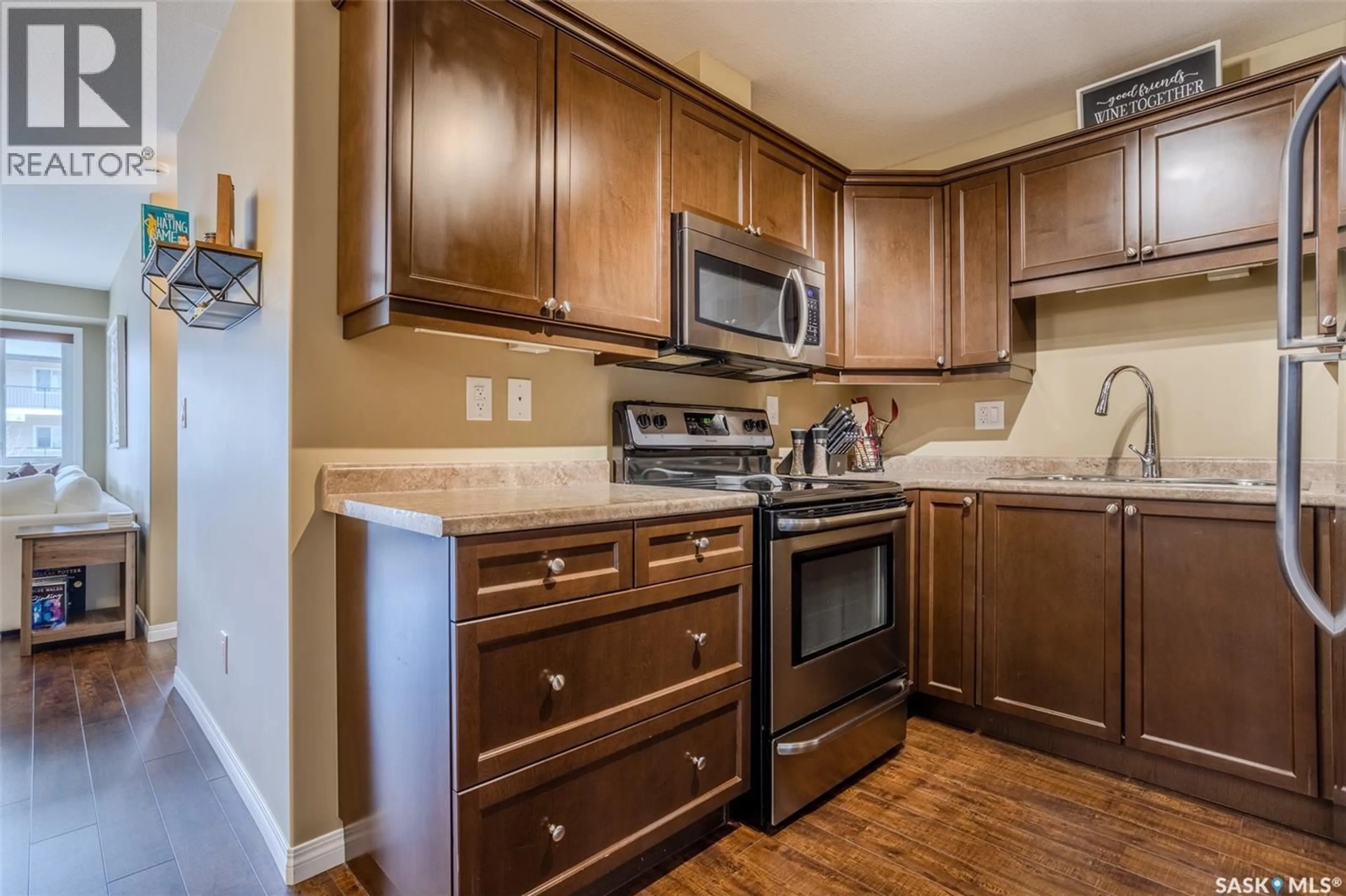 Standard kitchen, unknown for 110 - 5109 WILLIS CRESCENT, Saskatoon Saskatchewan S7T0N5