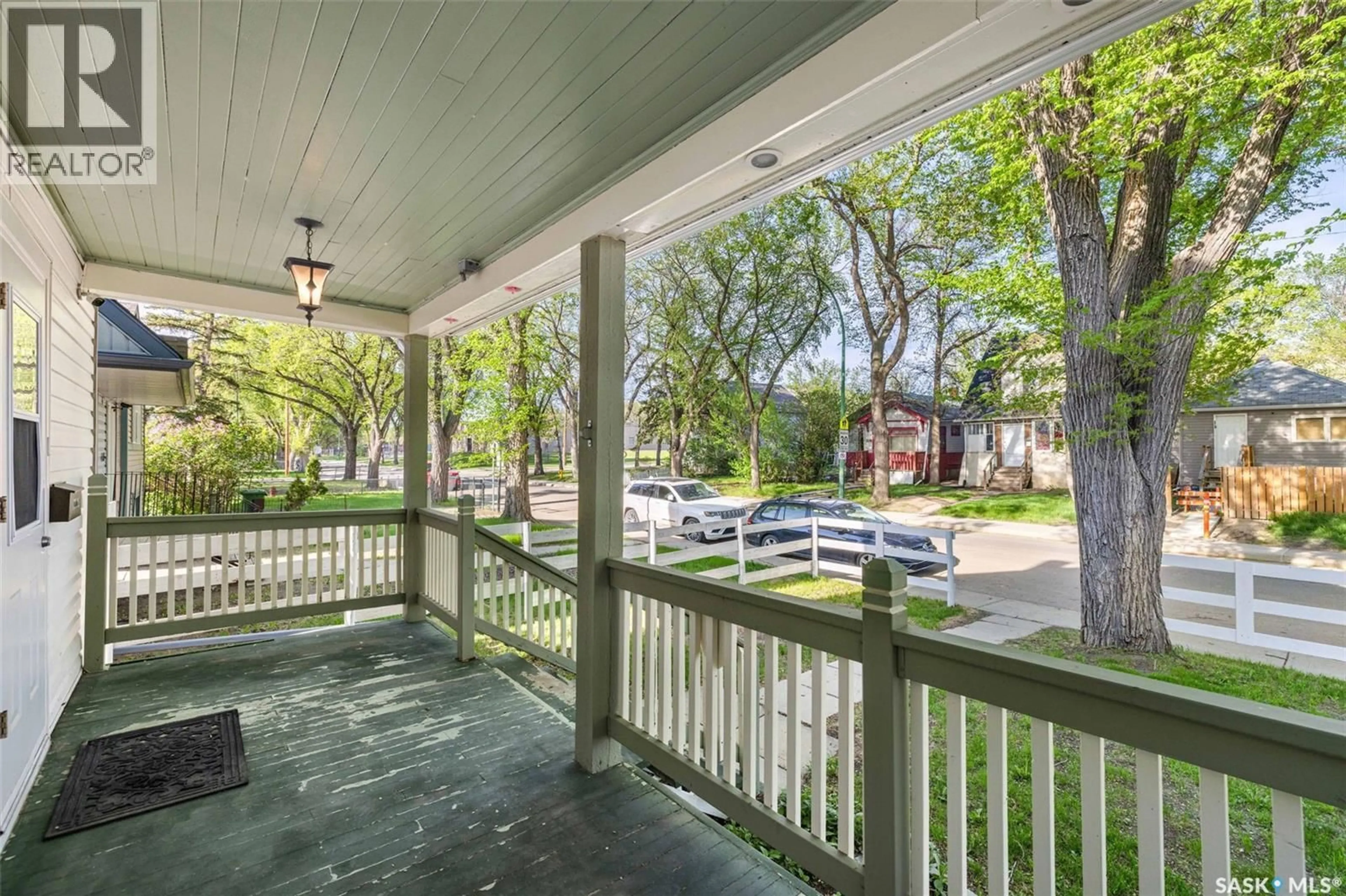 Patio, unknown for 1422 CAMERON STREET, Regina Saskatchewan S4T2T4