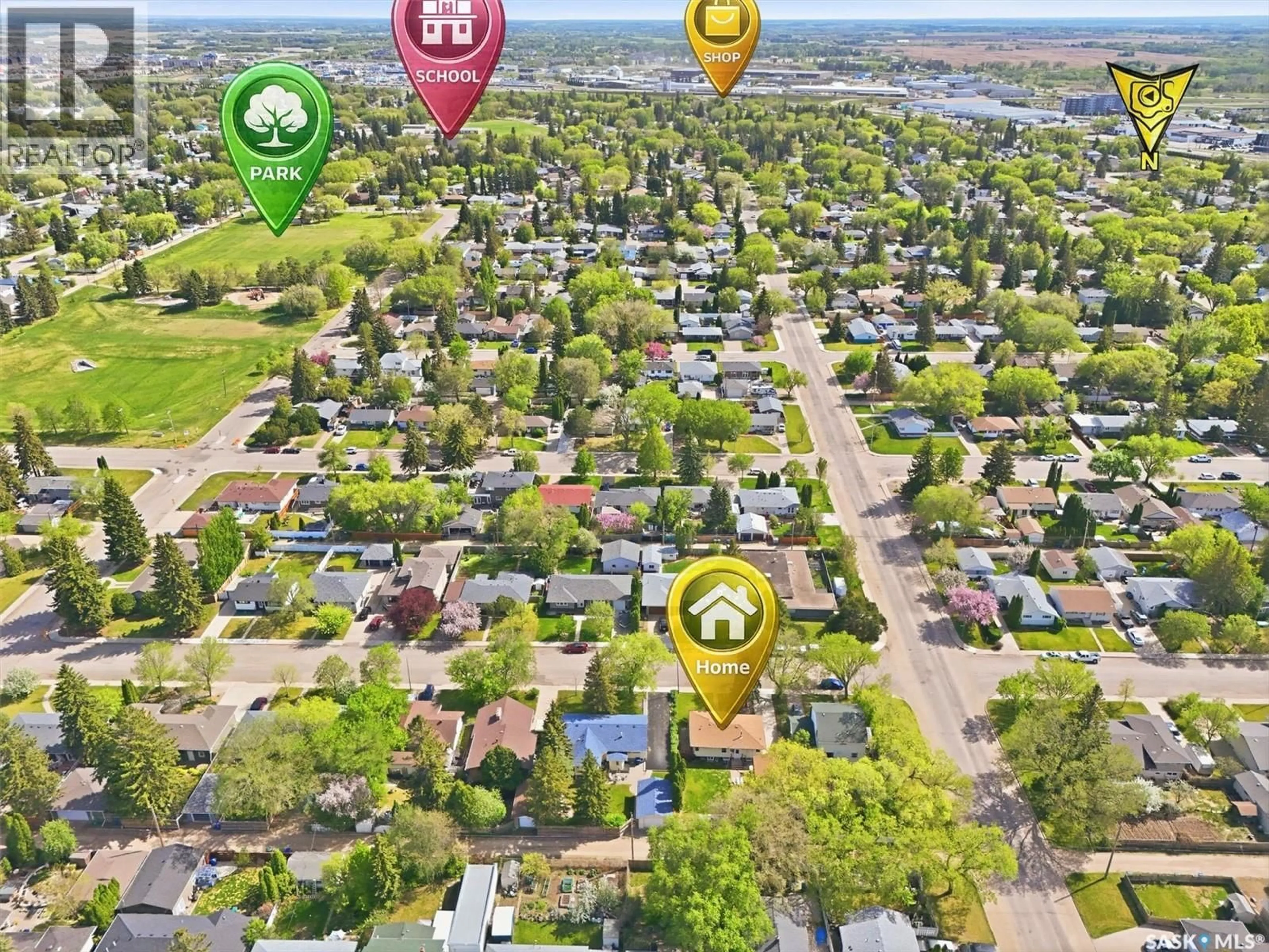 A pic from outside/outdoor area/front of a property/back of a property/a pic from drone, street for 403 WILLOW STREET, Saskatoon Saskatchewan S7J0C7