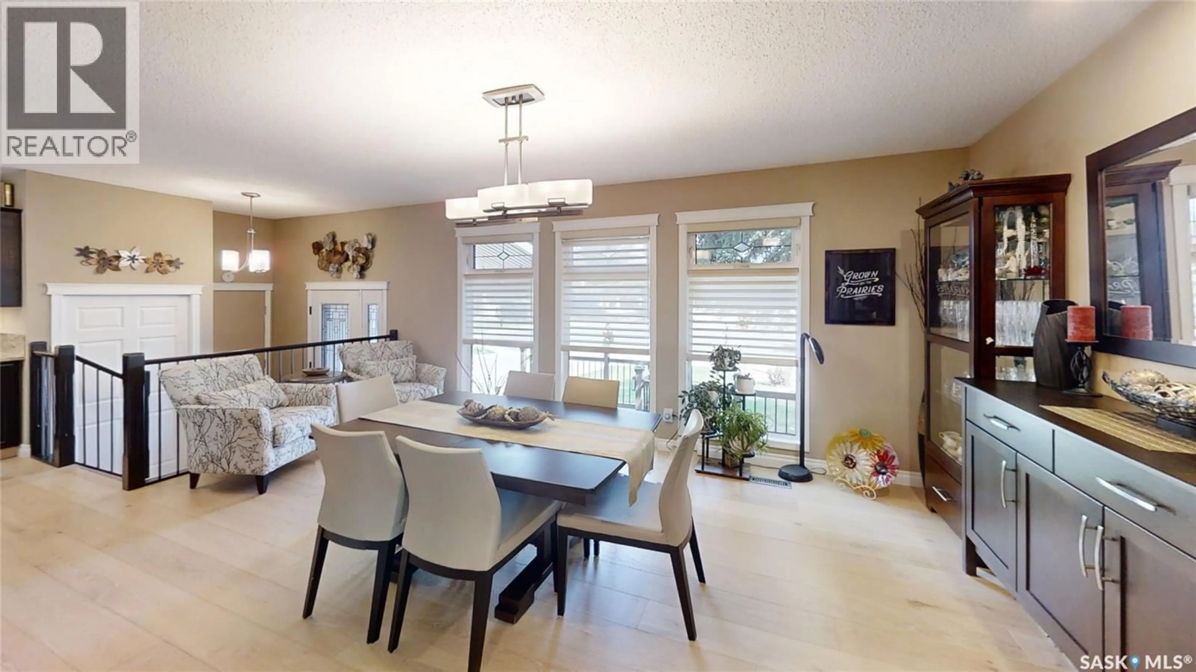 Dining room, ceramic/tile floor for 115 LA LOCHE COURT, Saskatoon Saskatchewan S7K4R8