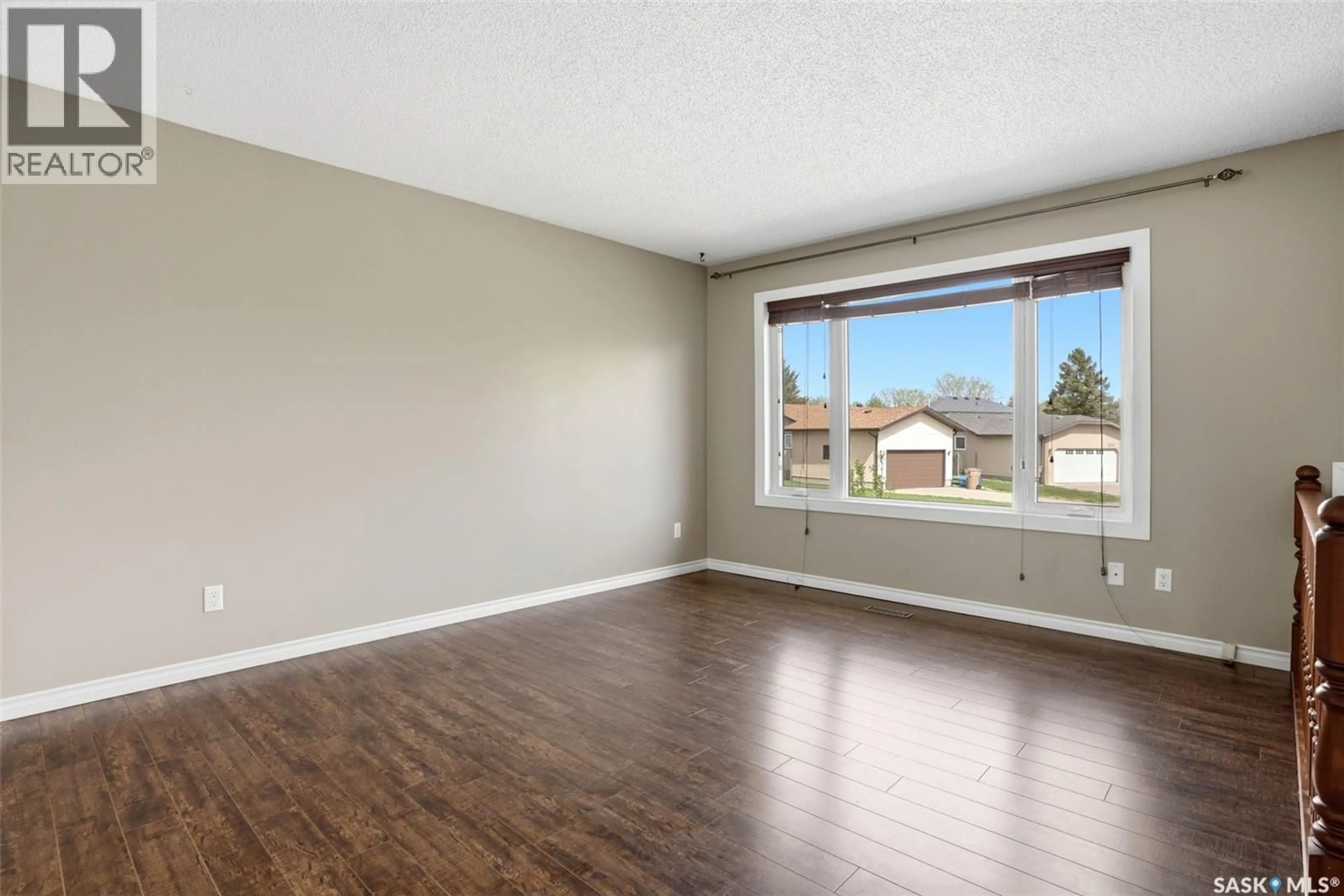 A pic of a room for 834 ERB BAY, Regina Saskatchewan S4N7B1