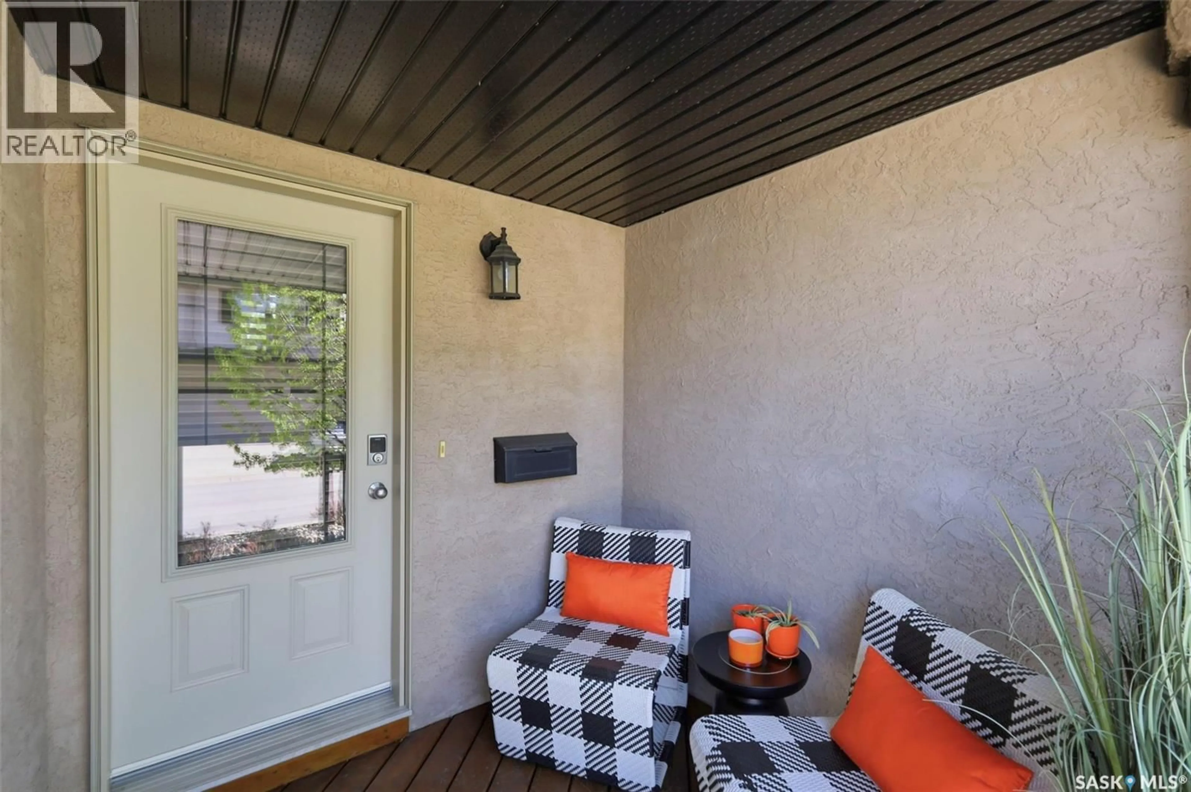 Patio, street for 104 - 1110 BRIARWOOD ROAD, Saskatoon Saskatchewan S7V0A1