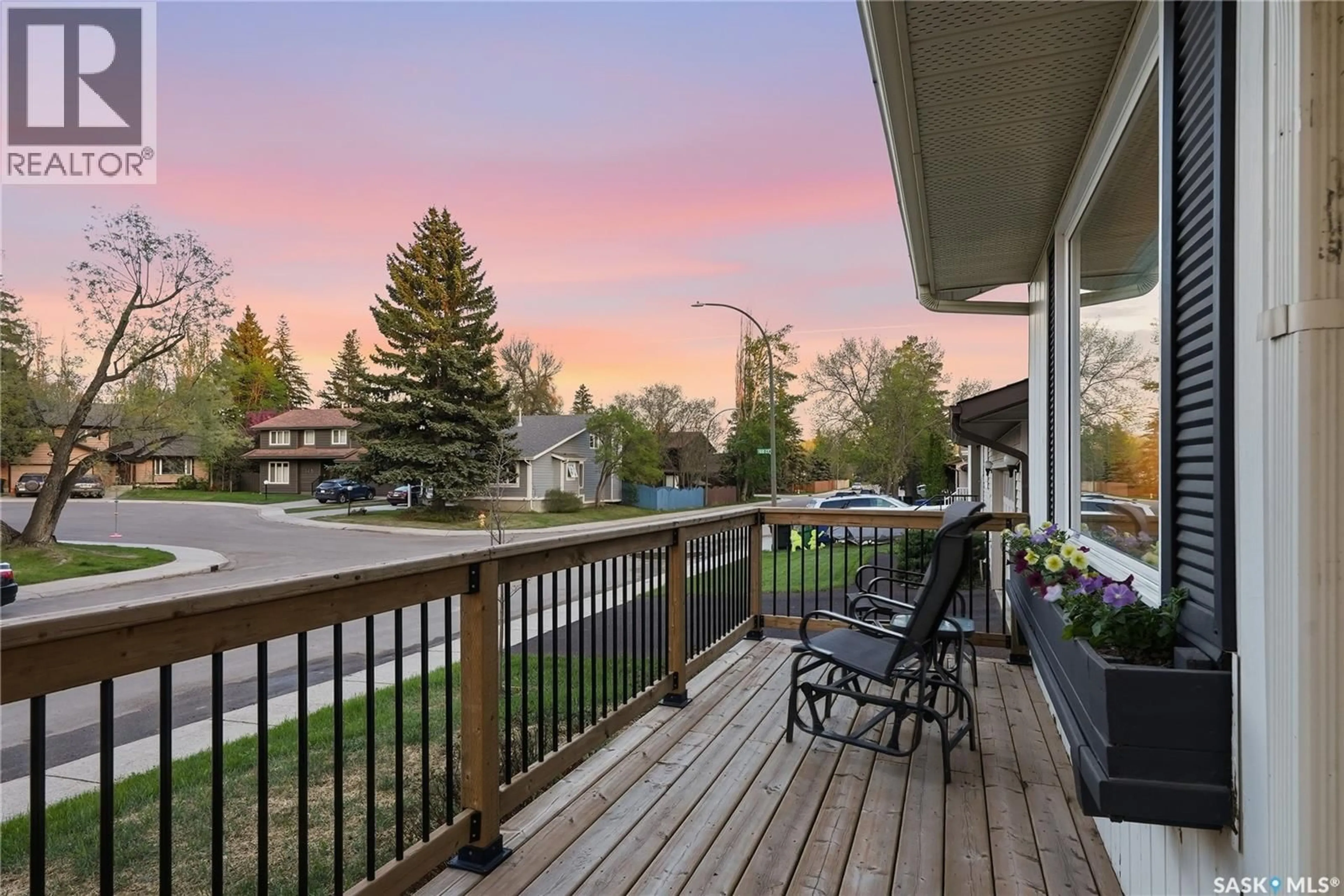 Patio, mountain view for 171 COLDSPRING CRESCENT, Saskatoon Saskatchewan S7J3M3