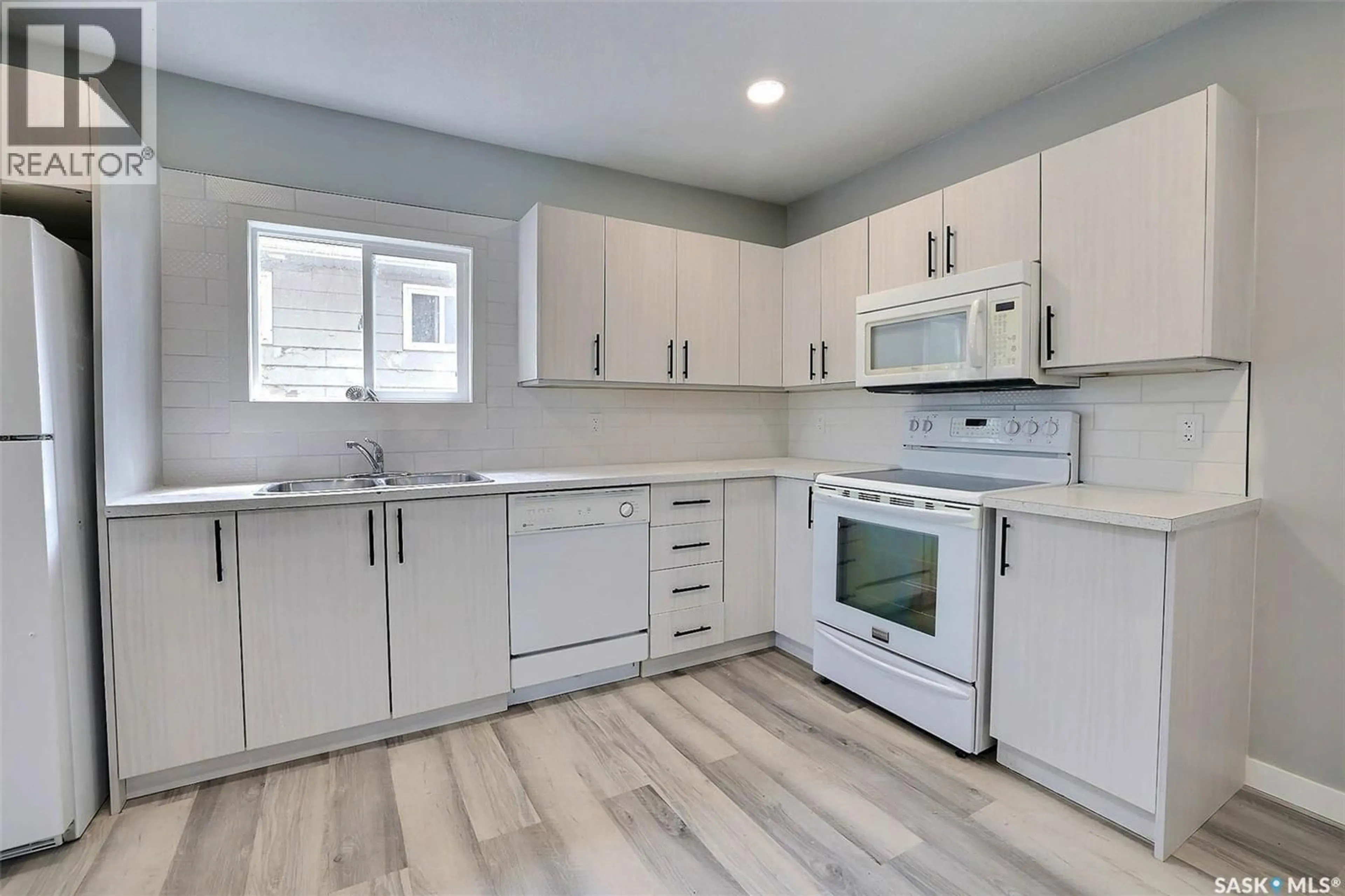 Open concept kitchen, unknown for 650 ROBINSON STREET, Regina Saskatchewan S4P2L8