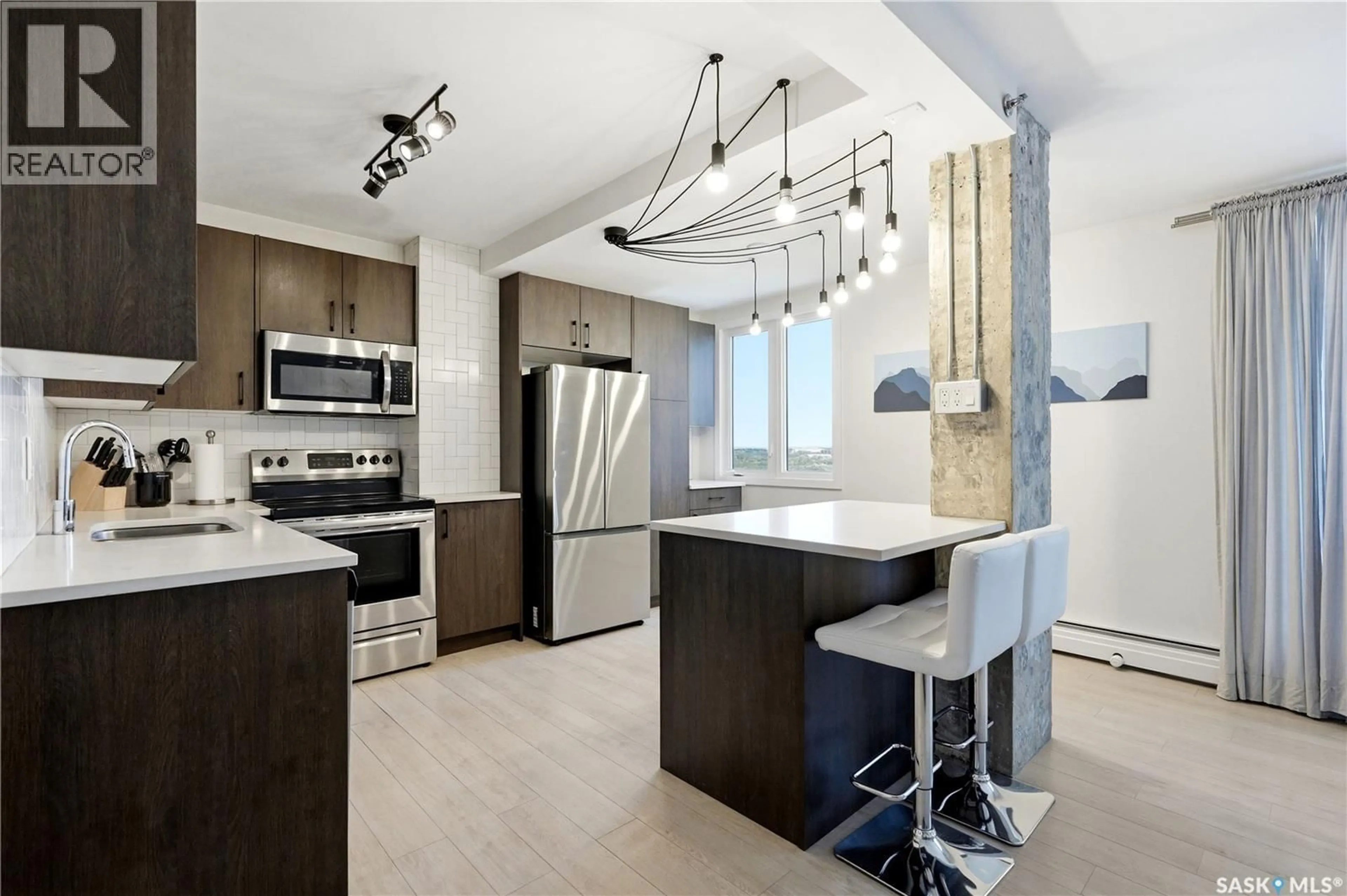 Open concept kitchen, ceramic/tile floor for 320 - 1604 5TH AVENUE, Saskatoon Saskatchewan S7K2P5