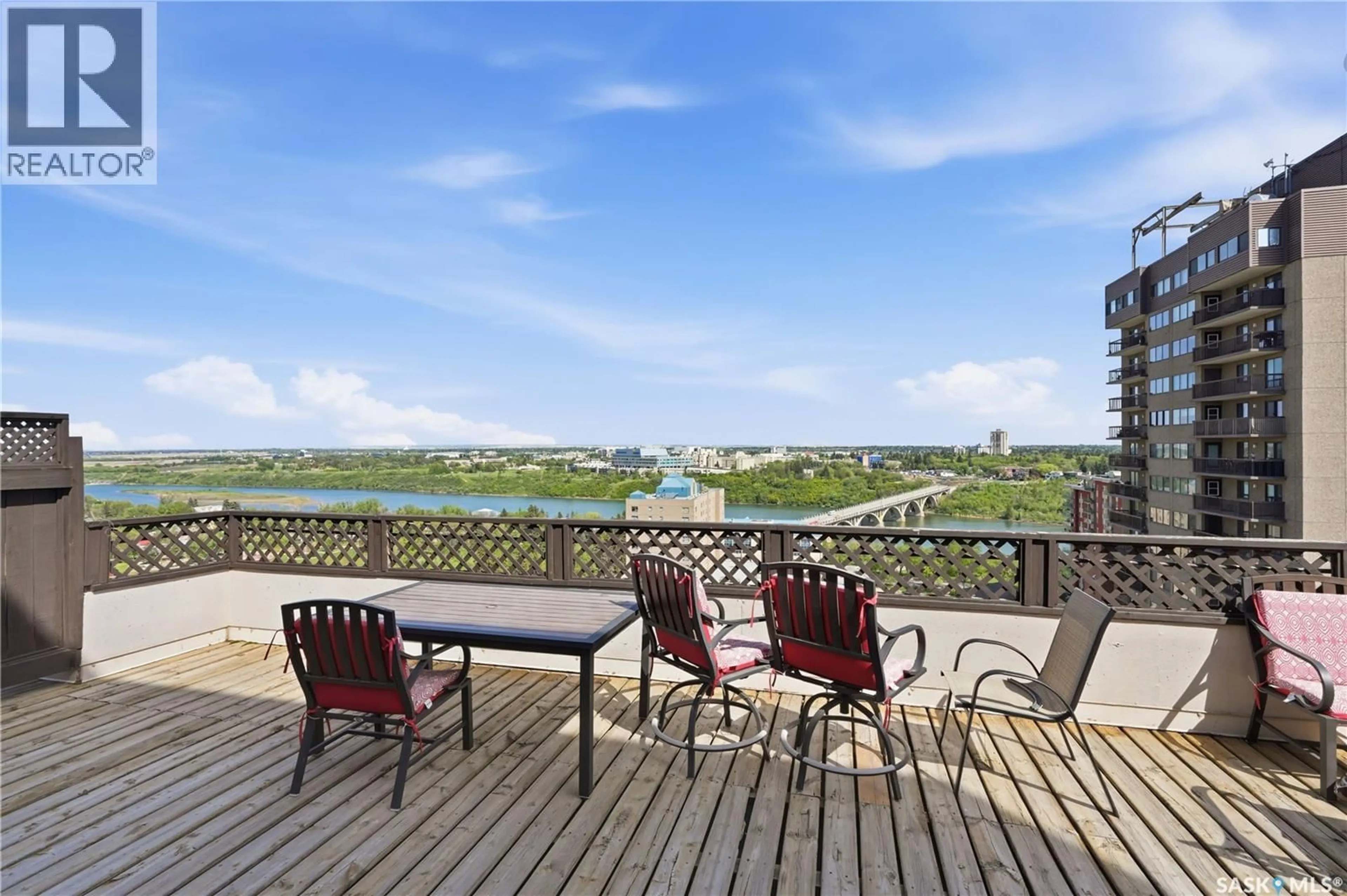 Patio, water/lake/river/ocean view for 320 - 1604 5TH AVENUE, Saskatoon Saskatchewan S7K2P5