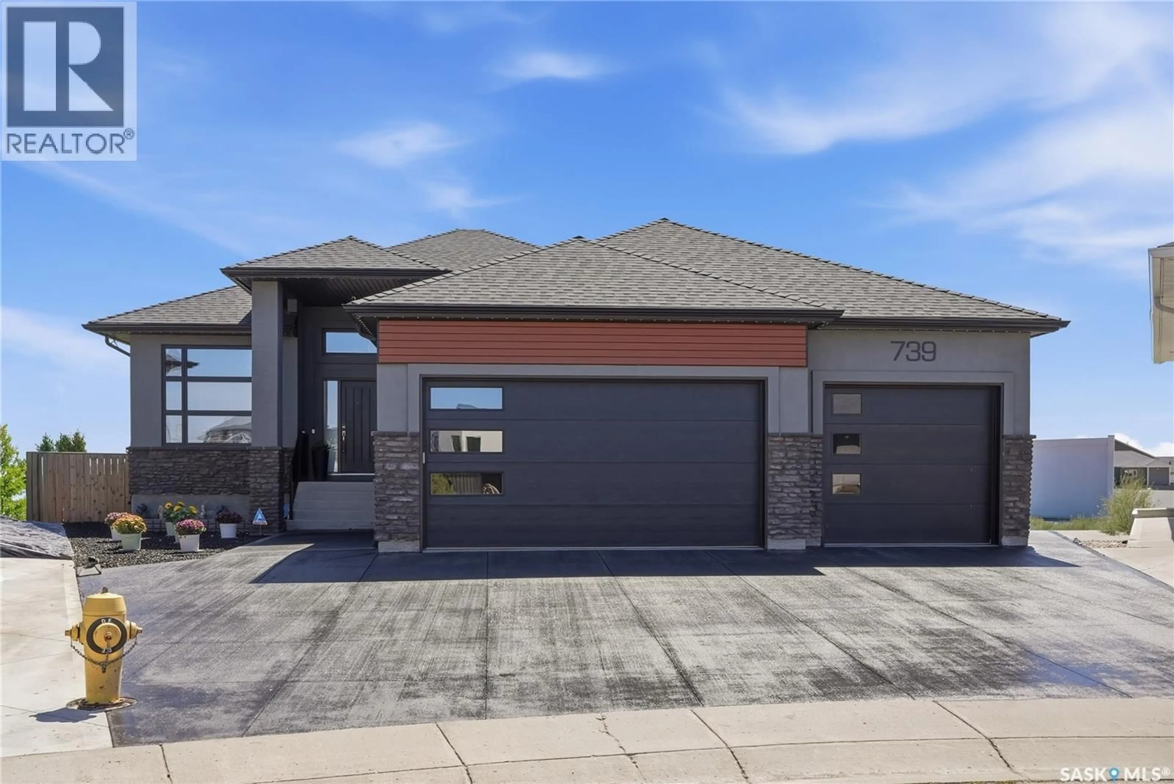 Unknown for 739 HASTINGS COVE, Saskatoon Saskatchewan S7V0G6