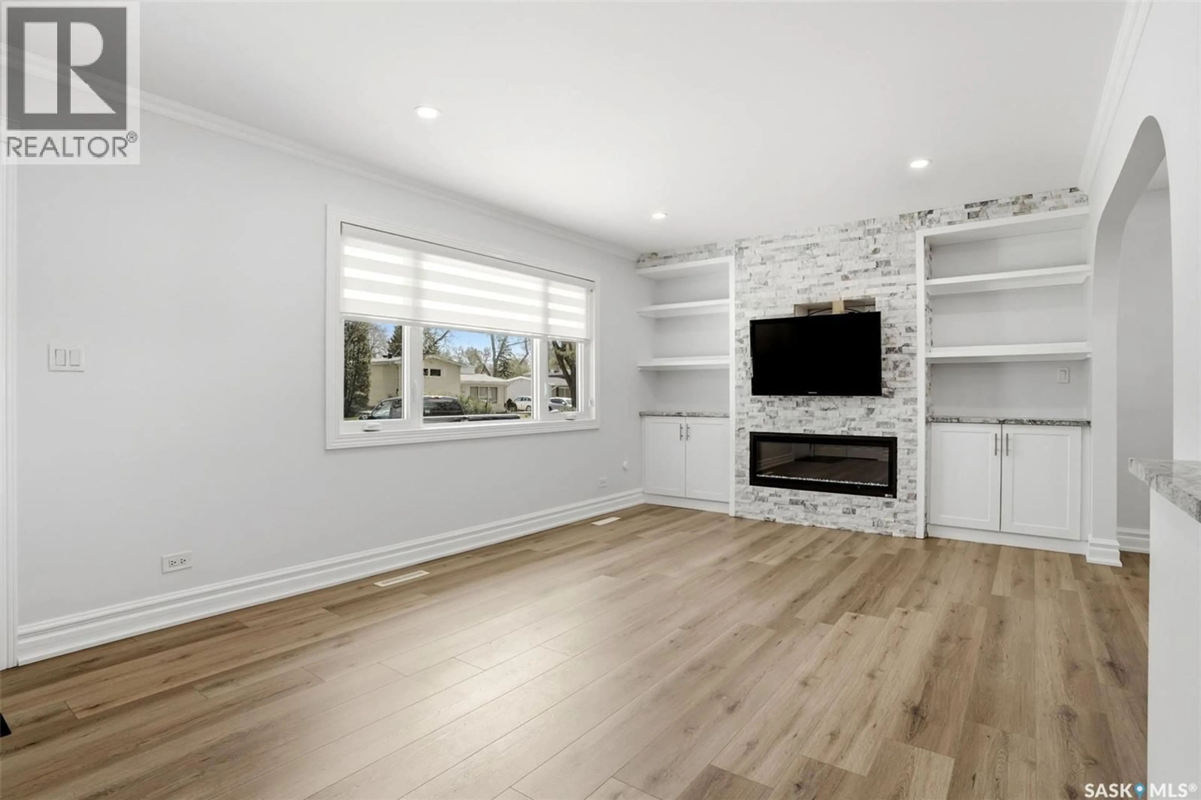 Unknown for 124 RIDDELL CRESCENT, Regina Saskatchewan S4S5L3