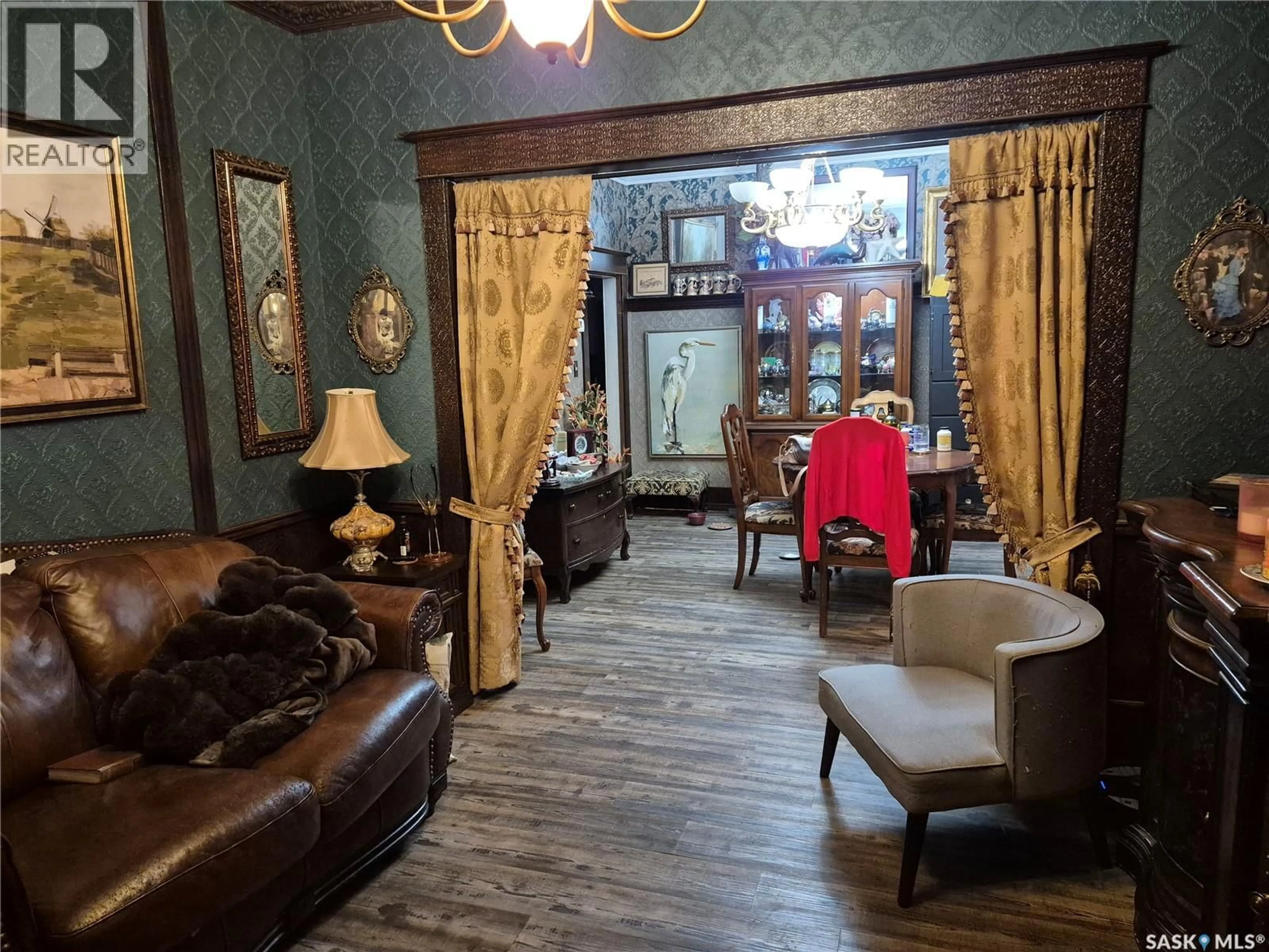 Lobby for 303 EDWARD STREET, Radisson Saskatchewan S0K3L0