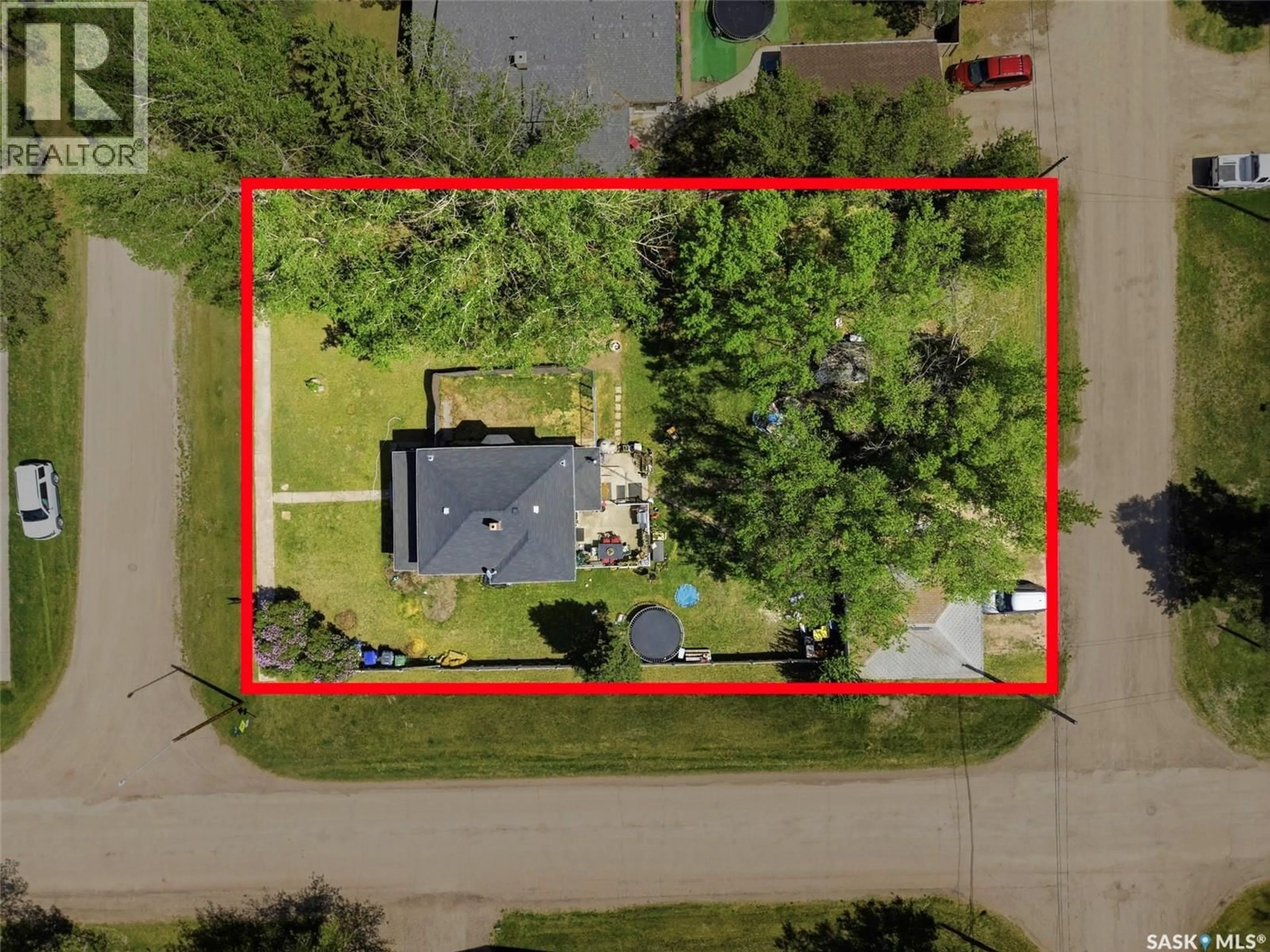 A pic from outside/outdoor area/front of a property/back of a property/a pic from drone, street for 200 1ST STREET, Dundurn Saskatchewan S0K1K0
