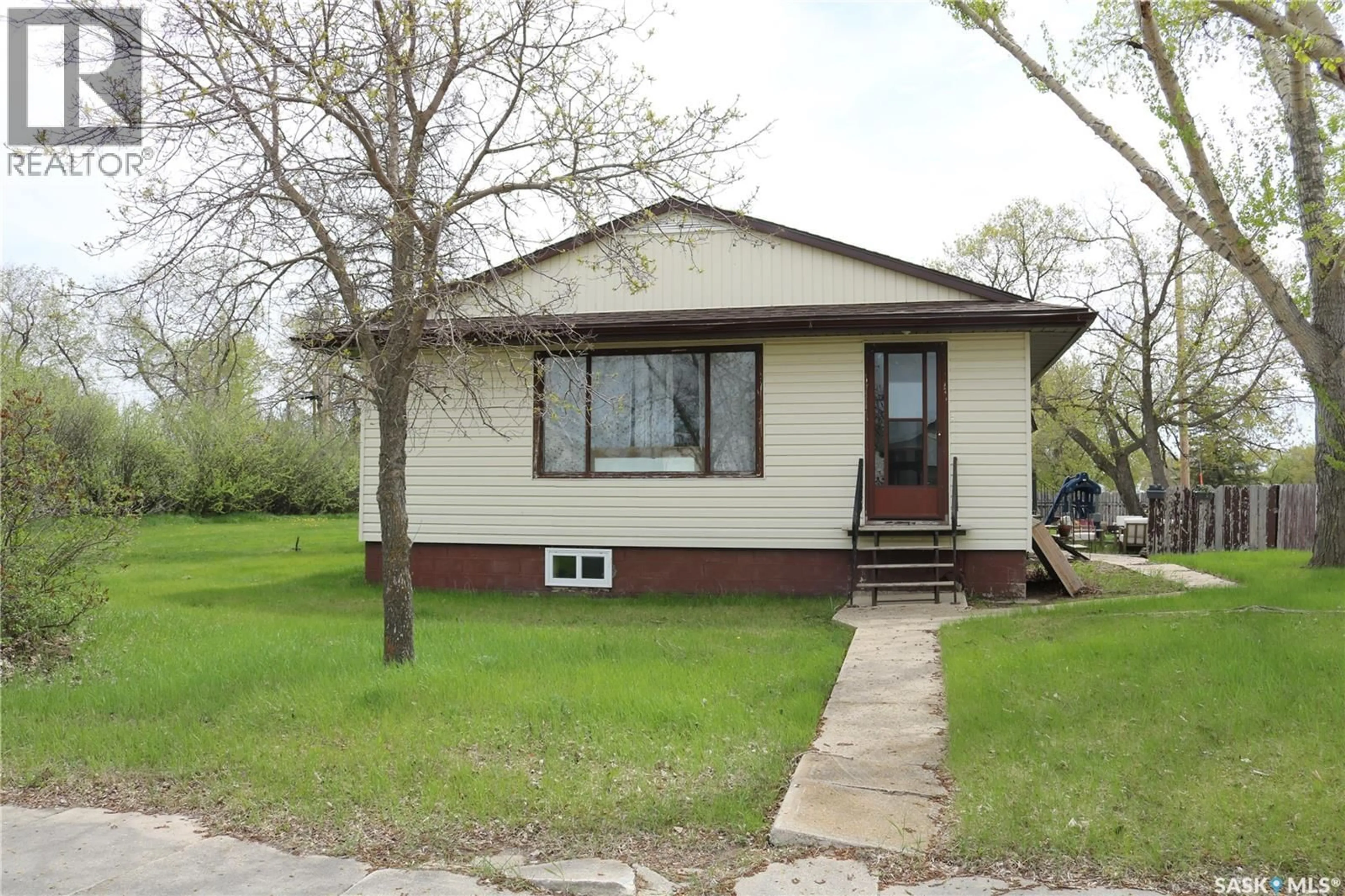Unknown for 202 MAIN STREET, Young Saskatchewan S0K4Y0