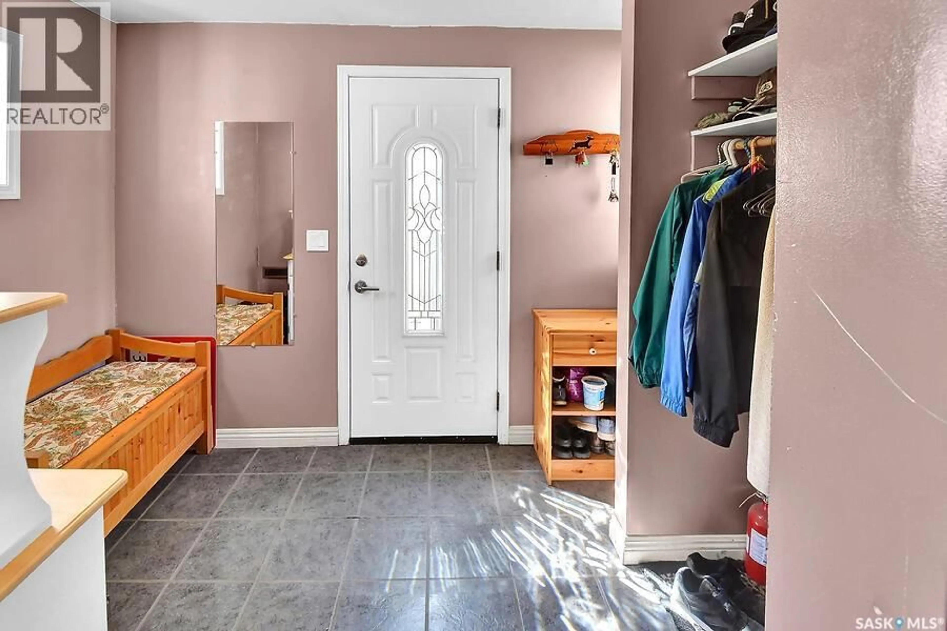 Indoor entryway for OSTAFICHUK ACREAGE, Hoodoo Rm No. 401 Saskatchewan S0K4P0