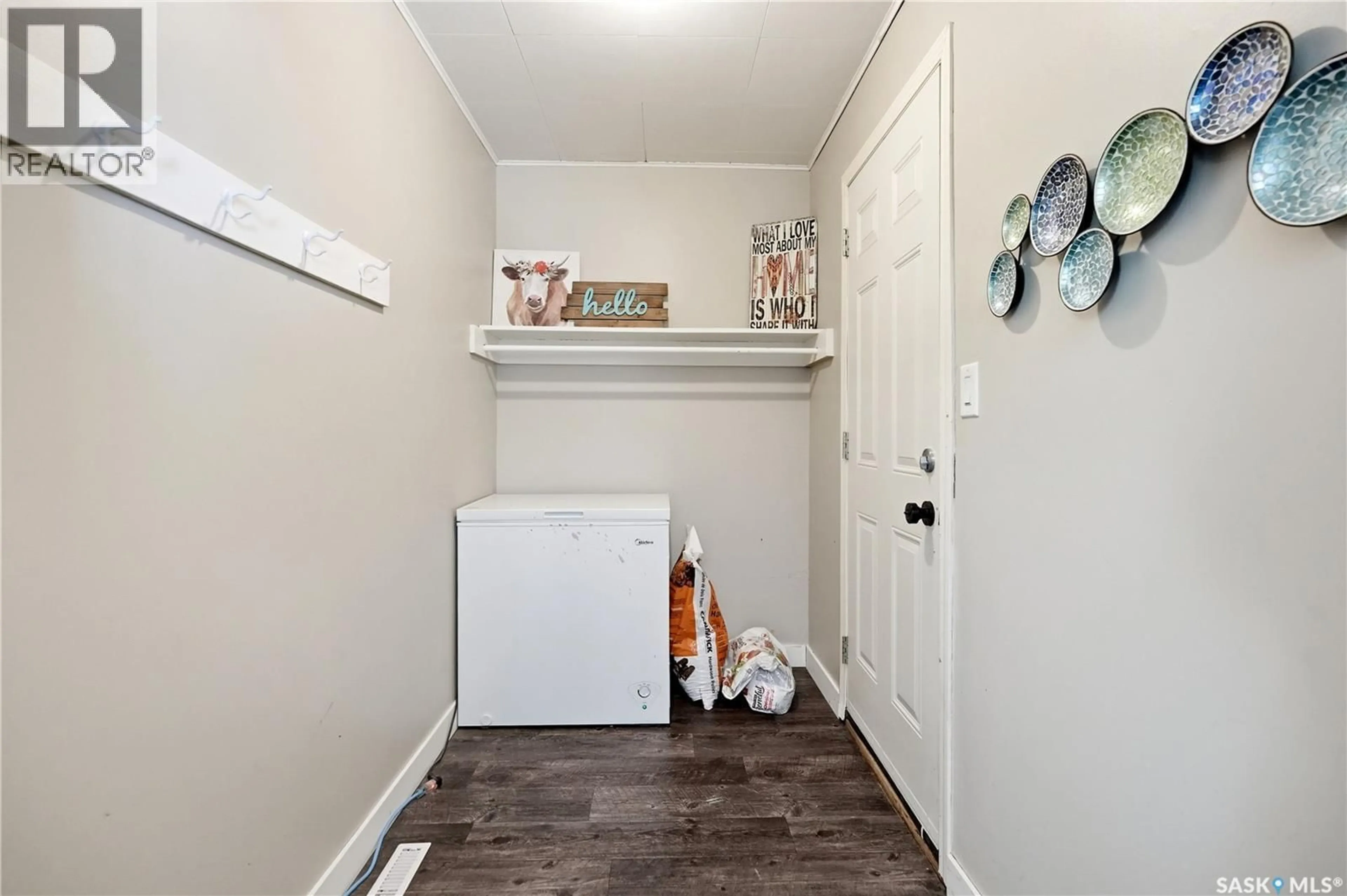 Indoor entryway for 780 RAILWAY AVENUE, Elbow Saskatchewan S0H1J0