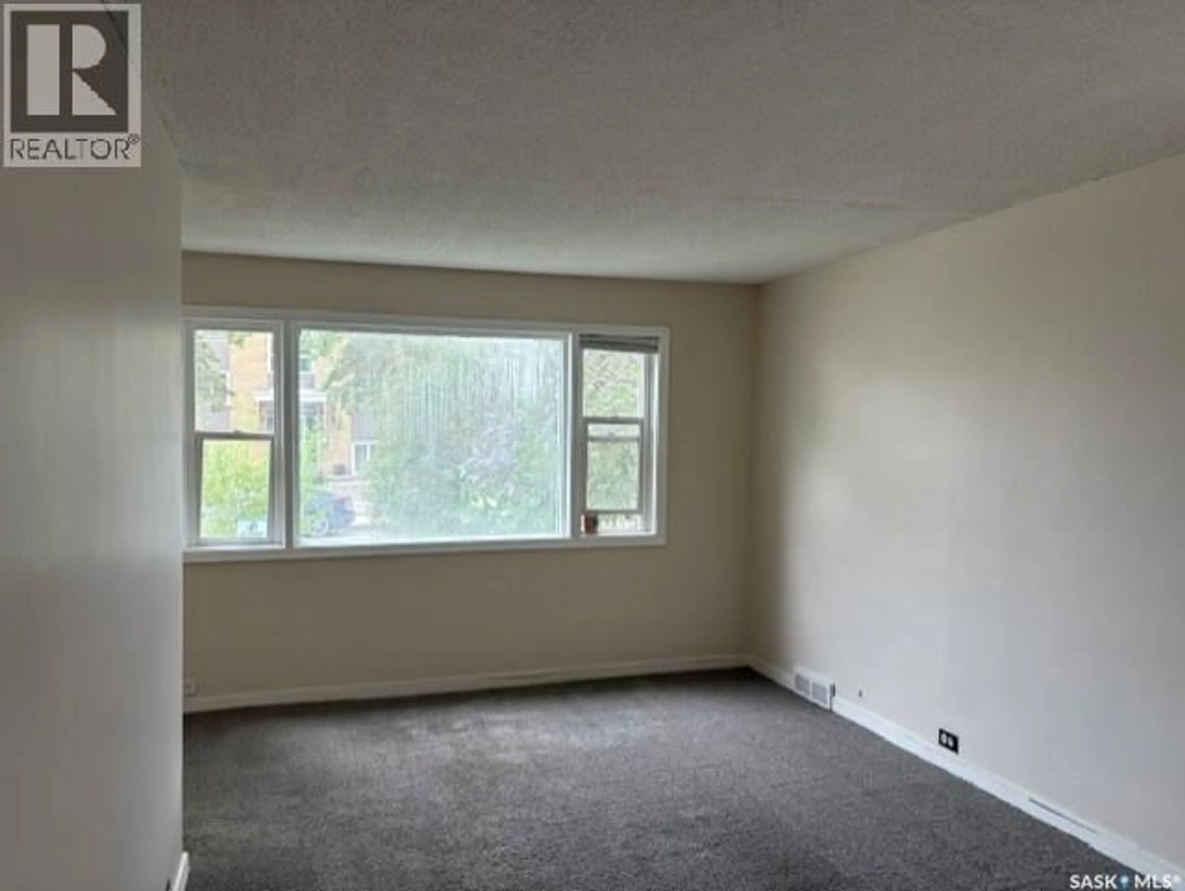 A pic of a room for 2047 RETALLACK STREET, Regina Saskatchewan S4T2K3