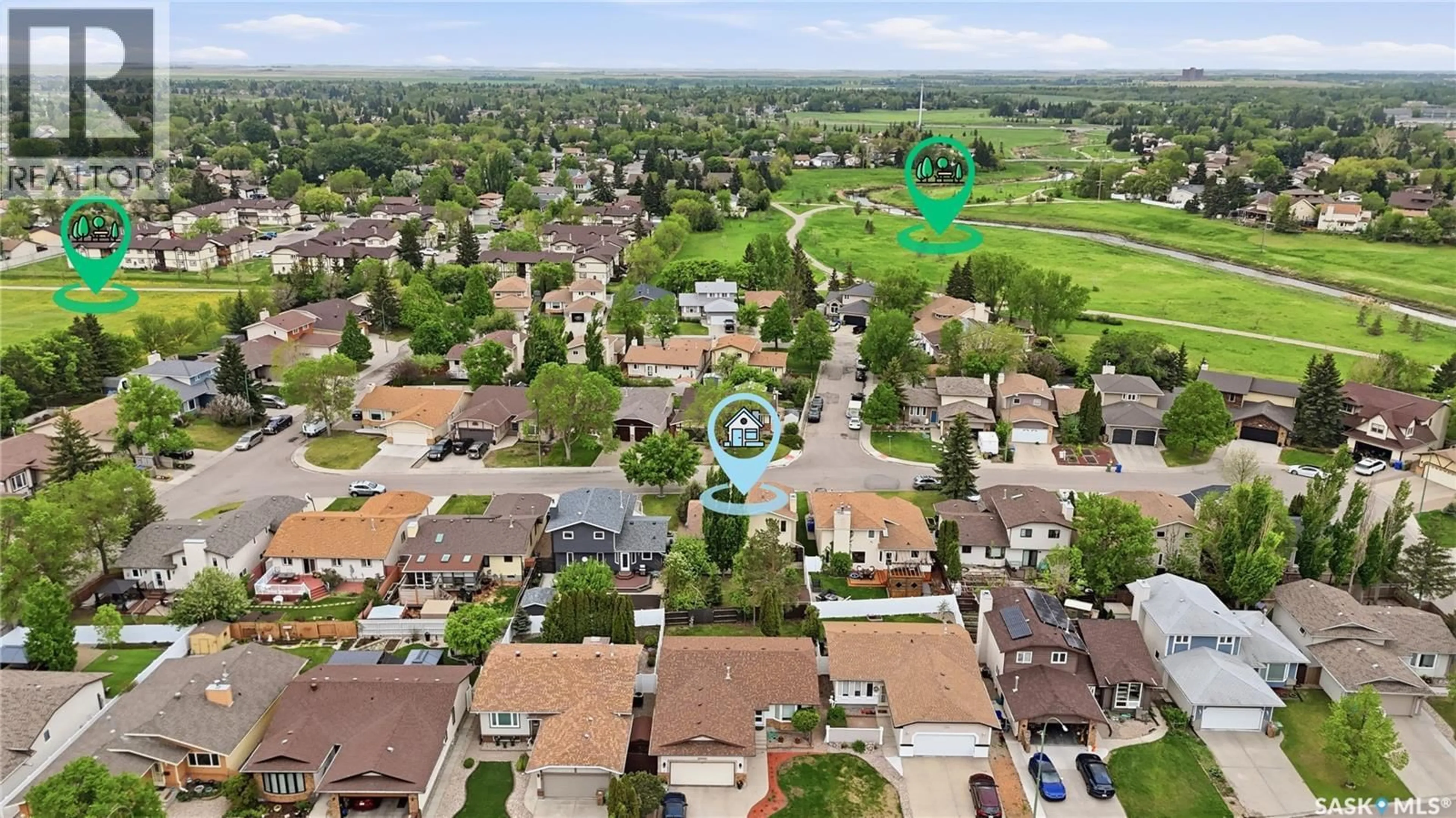 A pic from outside/outdoor area/front of a property/back of a property/a pic from drone, street for 2646 CROCUS DRIVE, Regina Saskatchewan S4V1T2